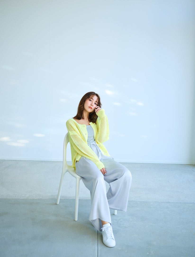 女優・石川恋が着るStola.の春色。2024年春カタログ第2弾公開! 女優・石川恋が着るStola.の春色。2024年春カタログ第2弾公開!