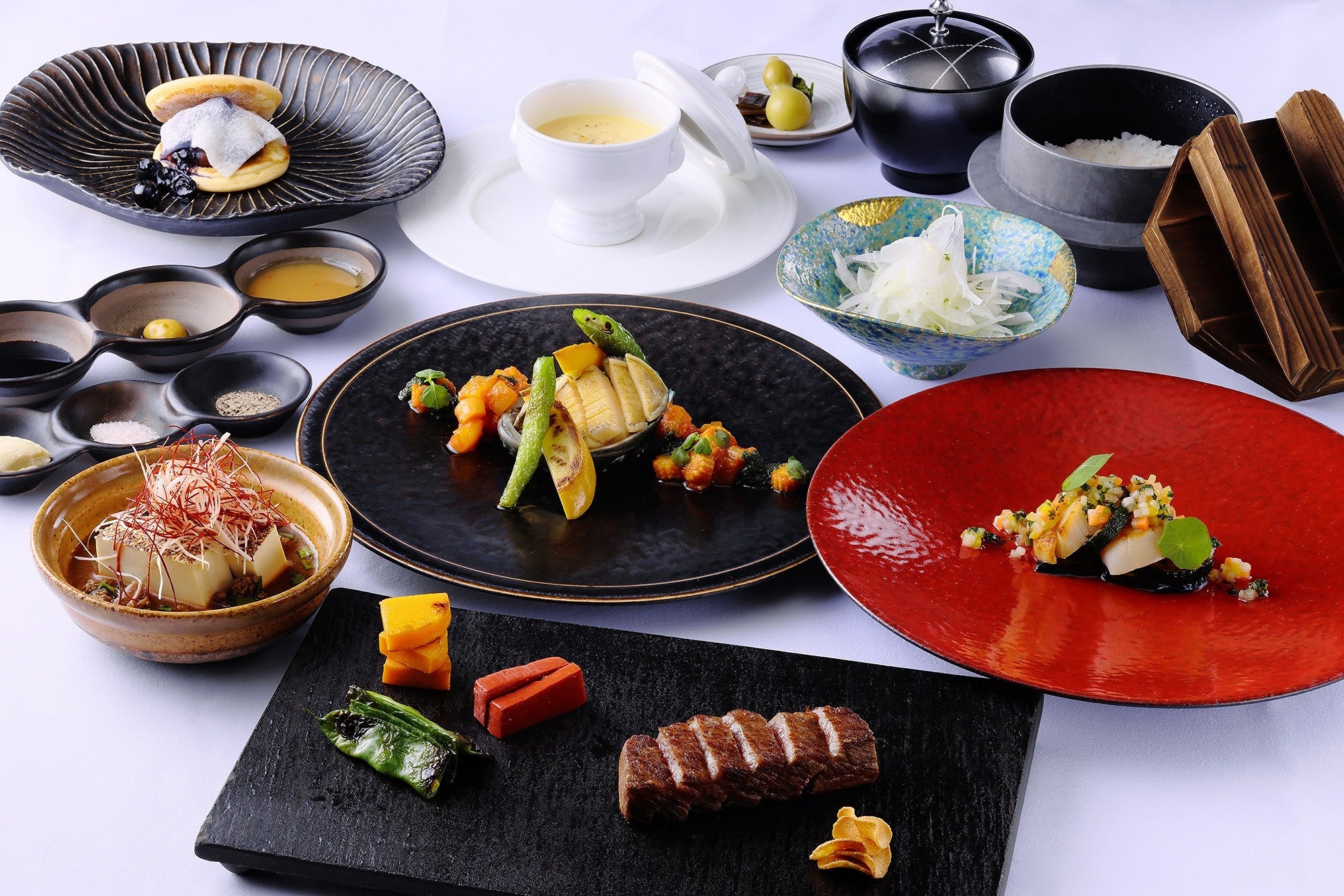 ANAクラウンプラザホテル神戸 鉄板焼「北野」料理長 野上 豊（画像はディナーコース）