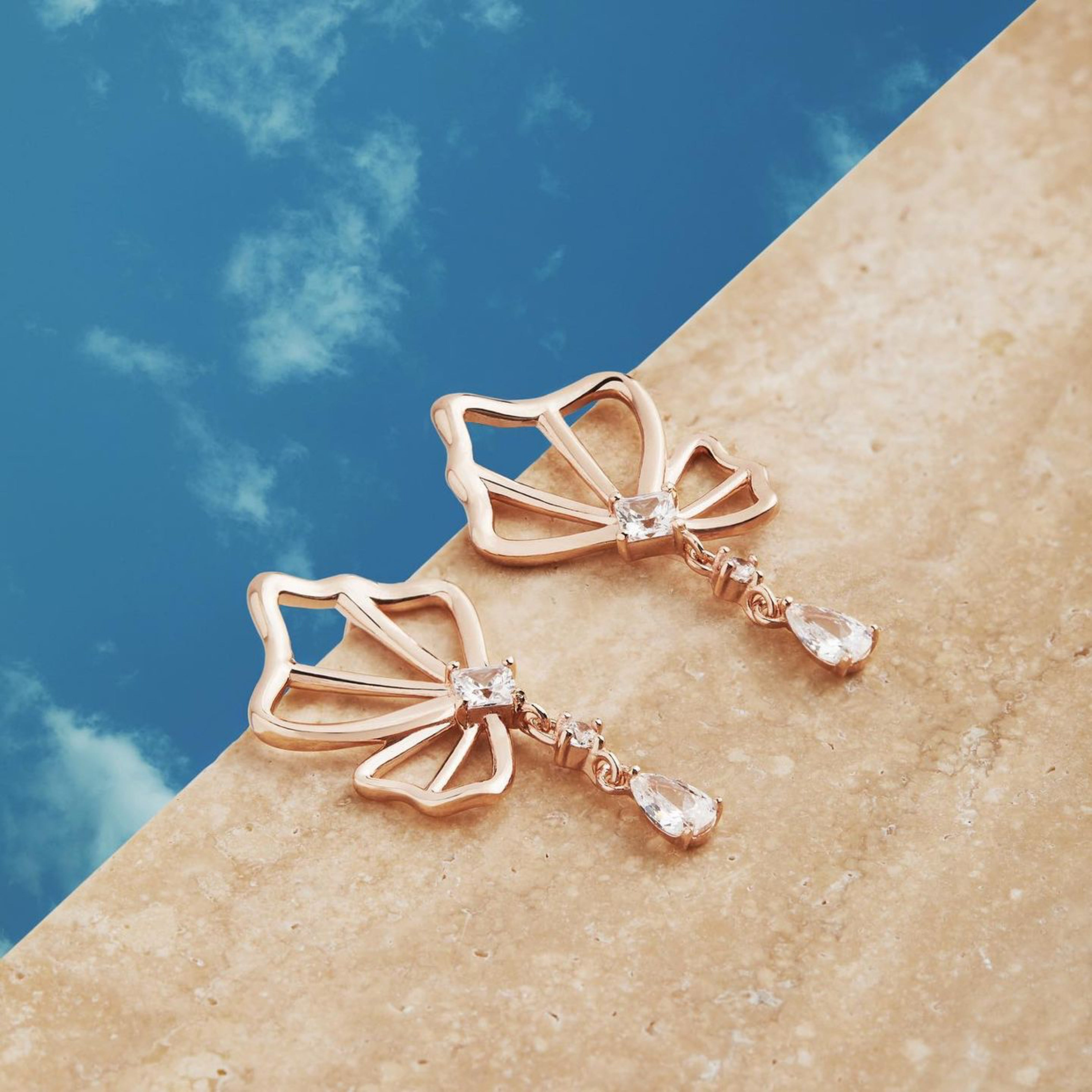 プシュケー スターリング シルバー ローズ ピアス(SE0047)　定価 ¥13,200（税込）