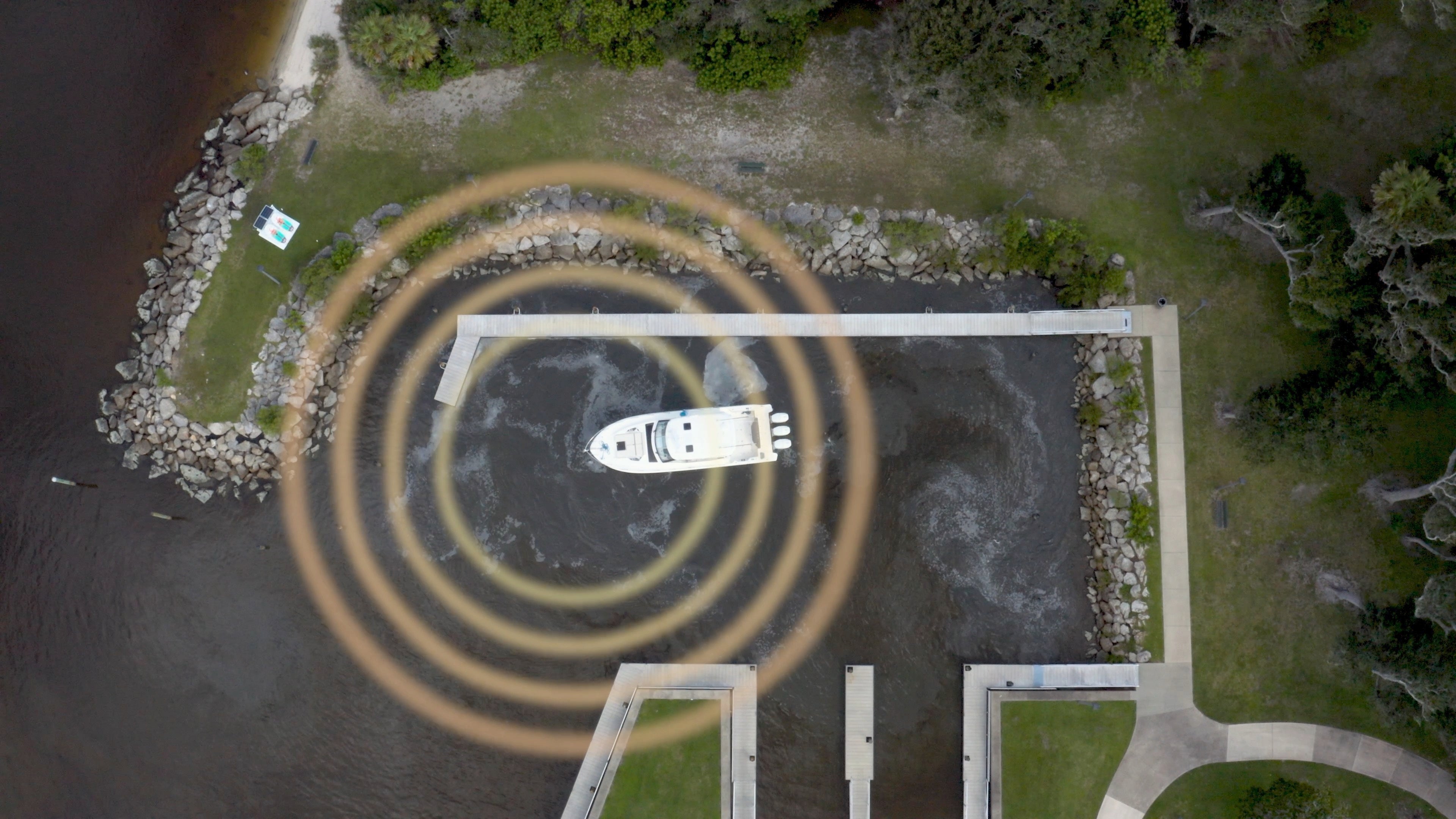 自動ドッキング機能ー低速でアプローチ