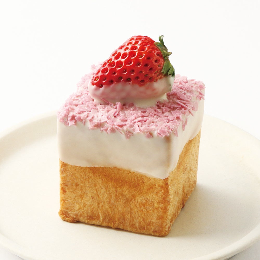 ホワイトチョコのいちごシュー
