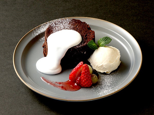 とろ〜り濃厚フォンダンショコラ（イートイン）