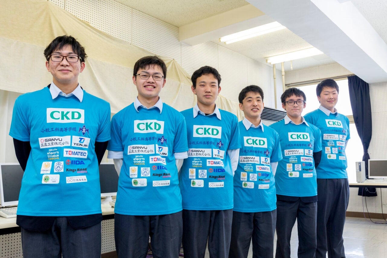 小牧工科高校コンピュータ制御部 eスポーツ班の皆さん