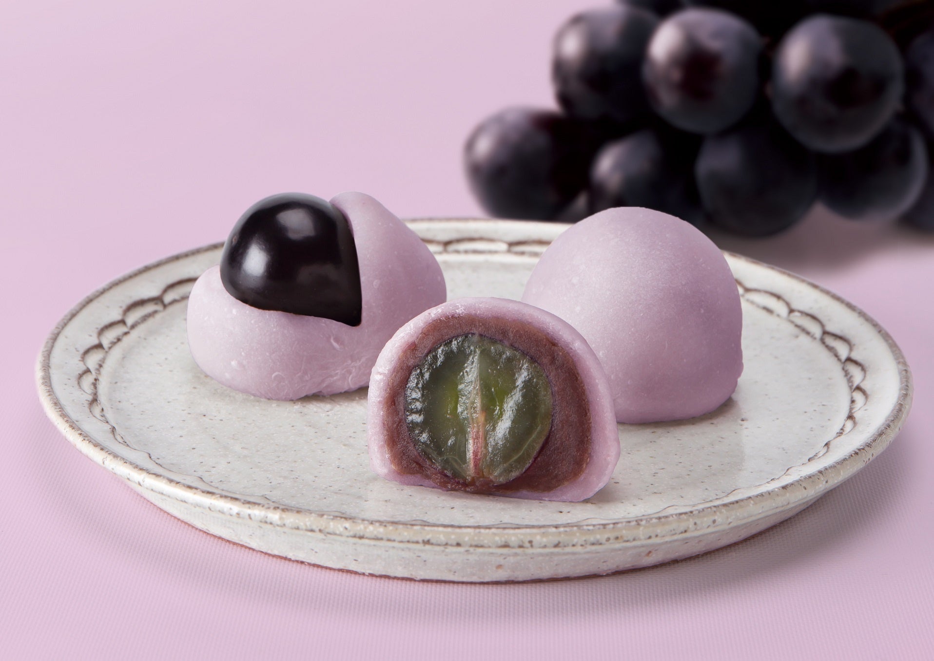 口福堂 『ピオーネ大福』