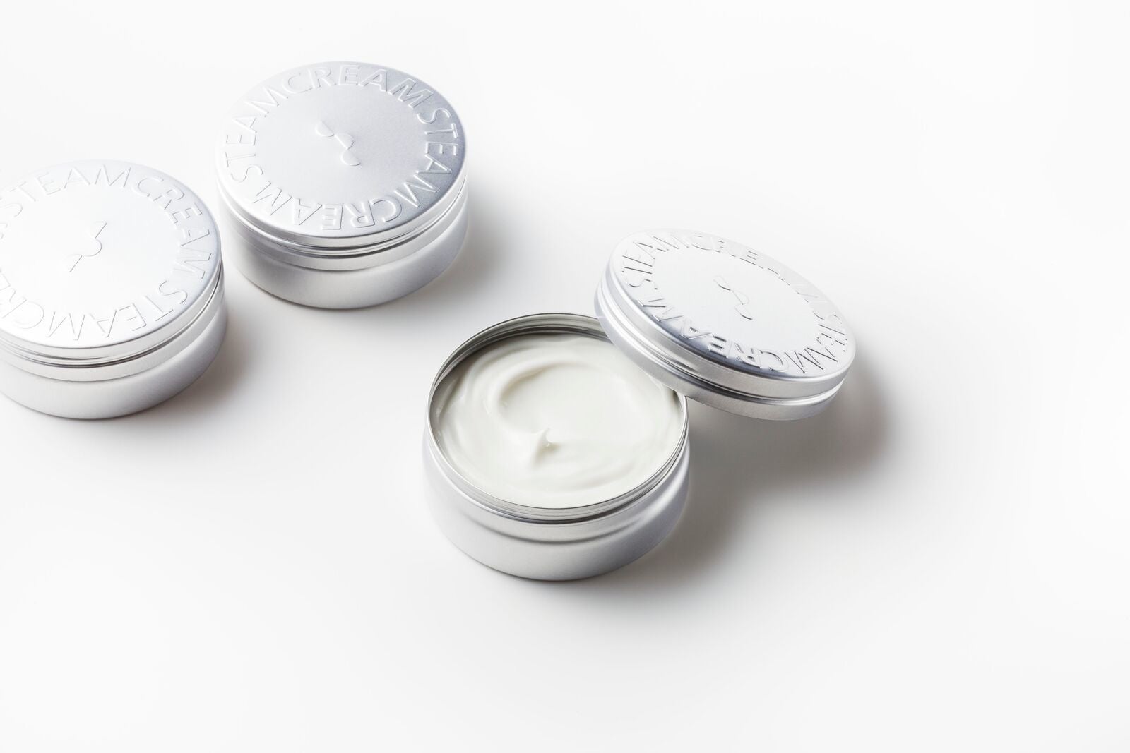 スヌーピーと一緒に、“LOVE and be HAPPY”。「スキンケアを