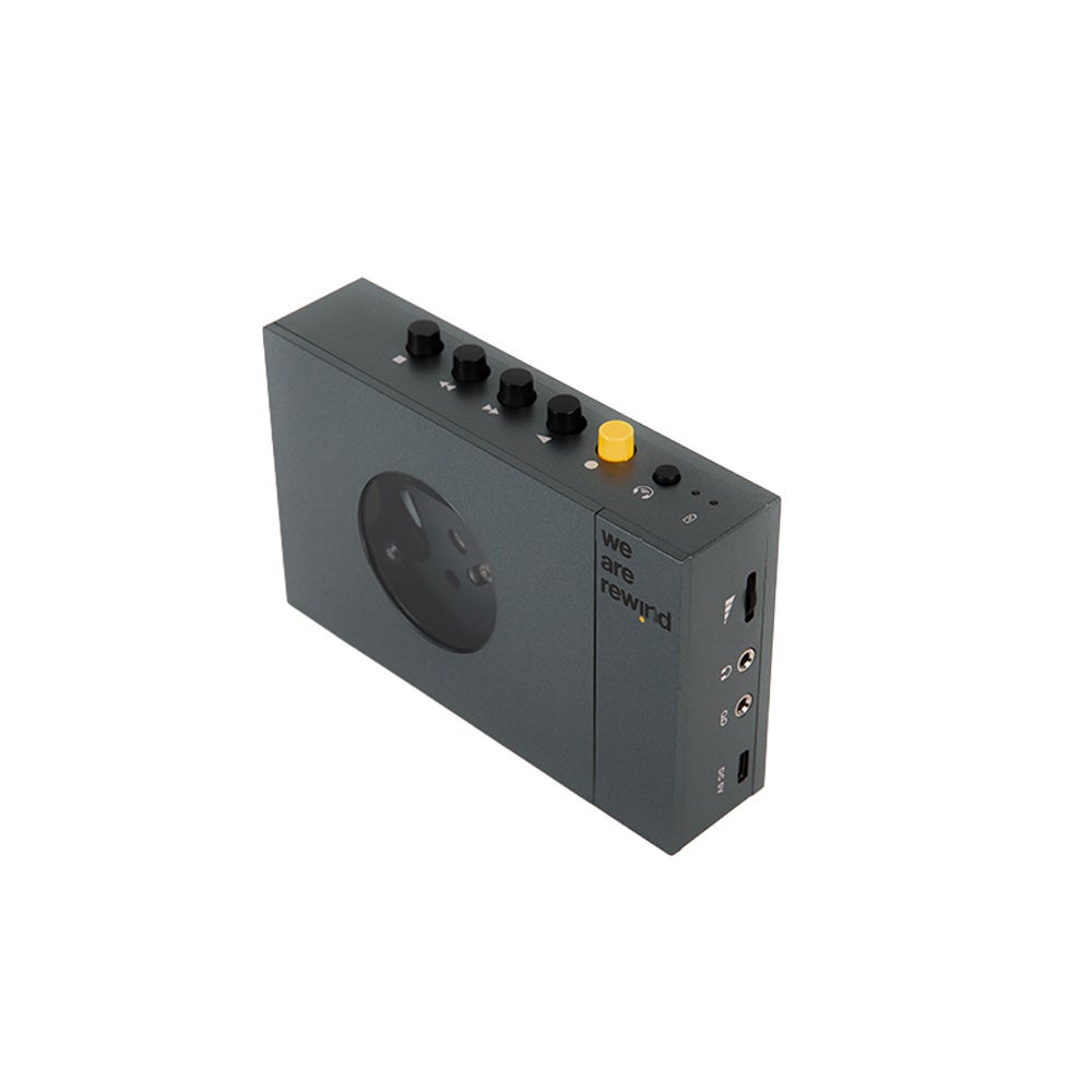 録音機能も備えモダンに進化したカセットプレーヤー「WE-001」 企業