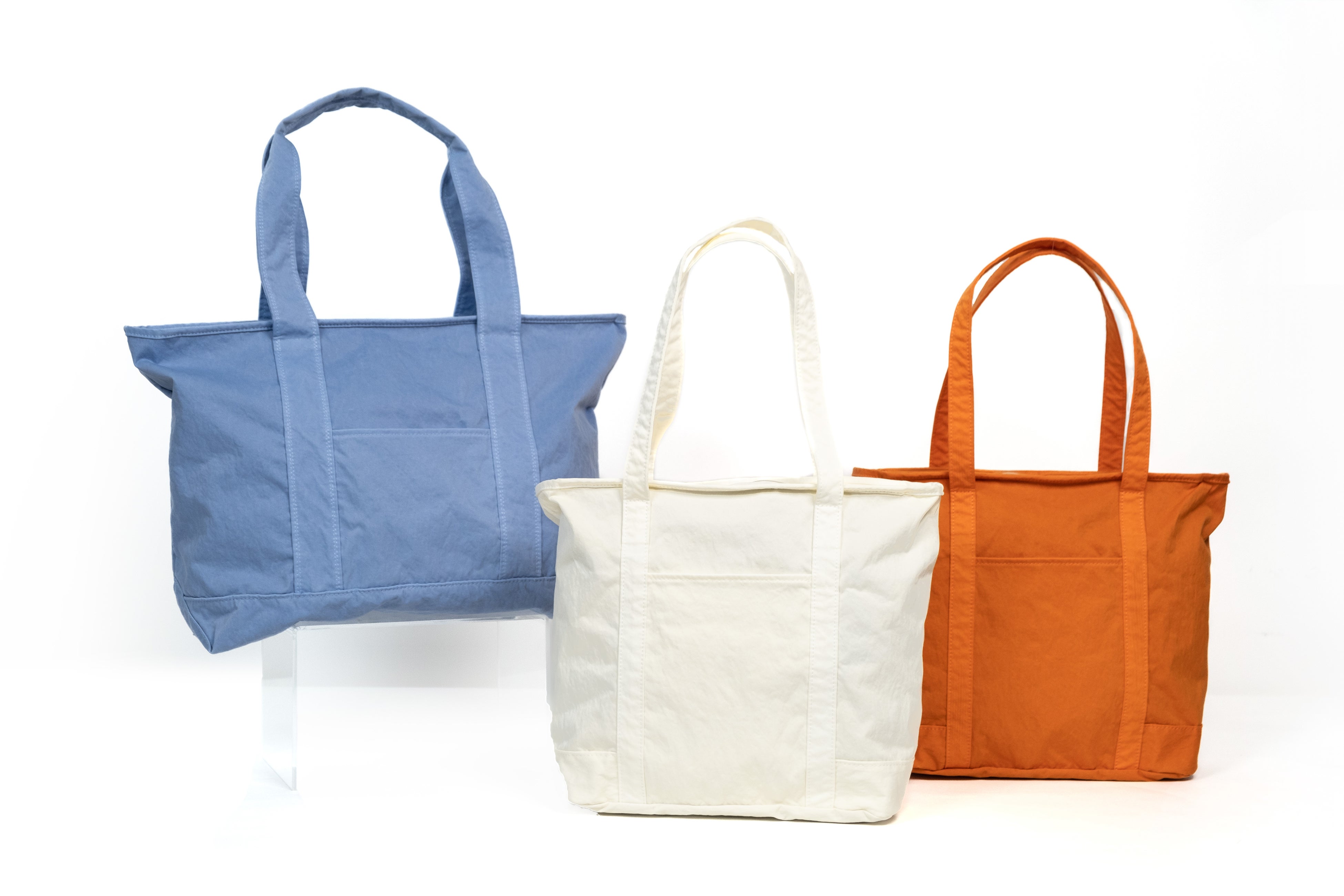 「ジップトート」#1（縦型）15,400円、#2（横型）19,800円（税込）