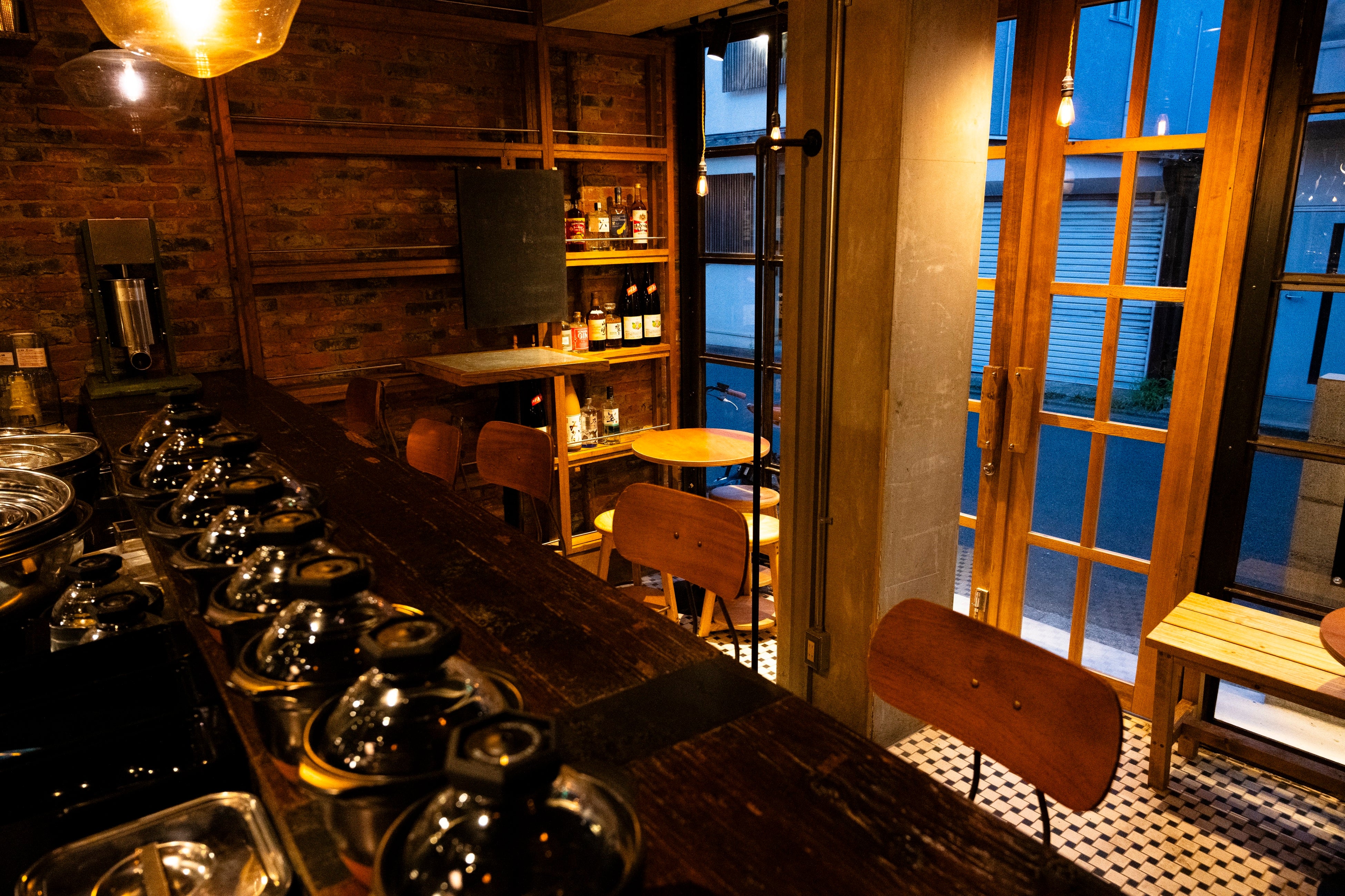 内観(カウンター)