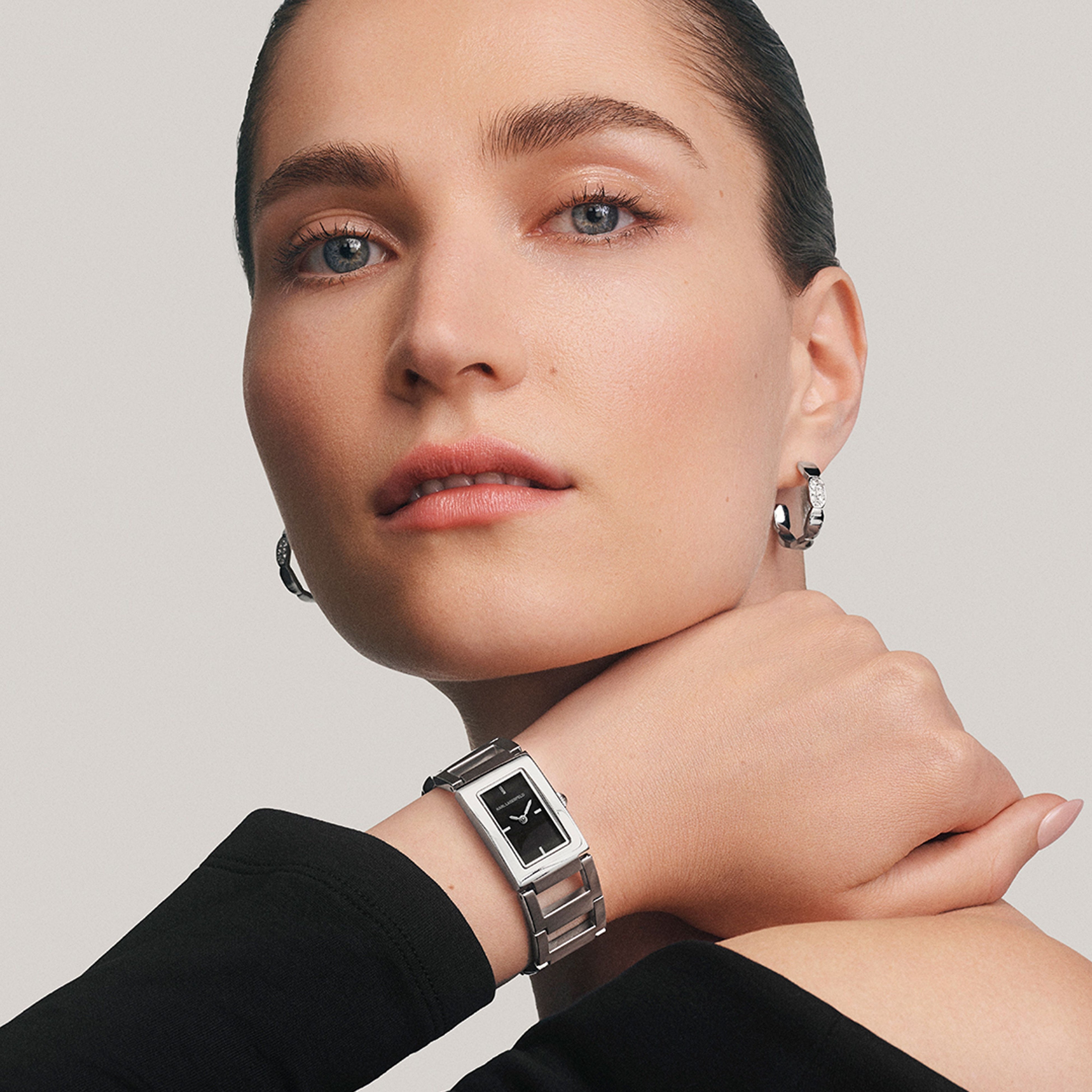 モード界の巨匠「KARL LAGERFELD(カール・ラガーフェルド)」2025FW新作