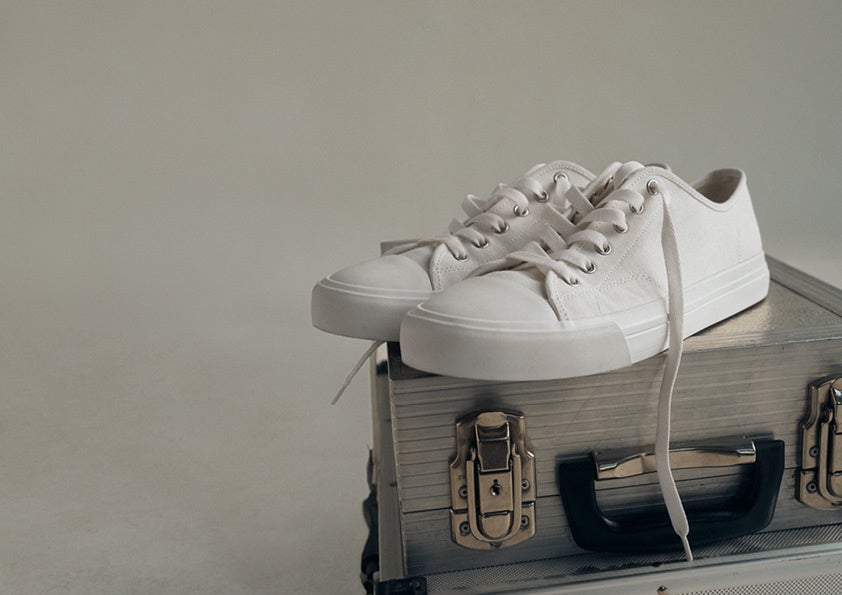 キャンパススニーカー¥2,499