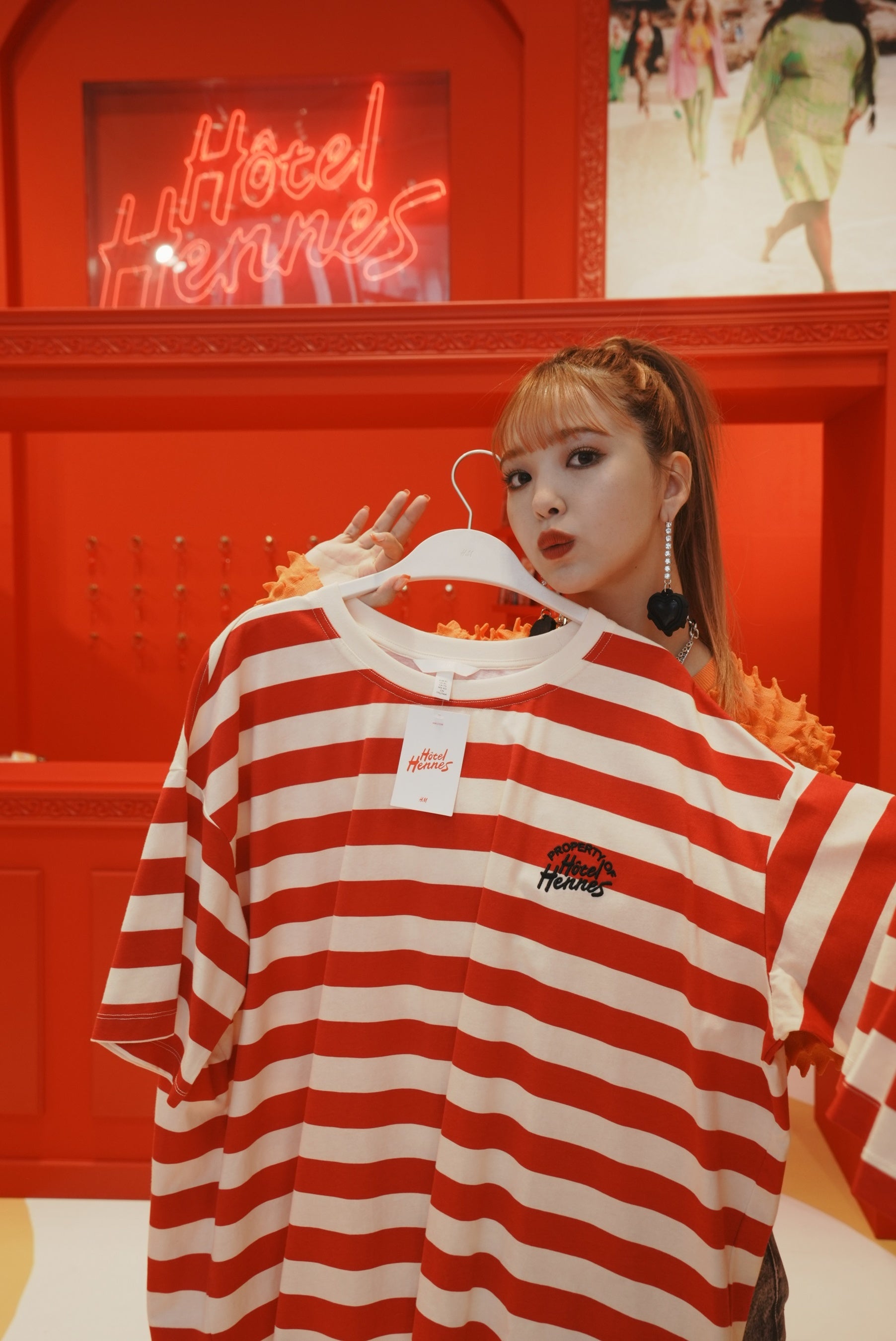 H&Mレディース キャンペーン「Hôtel Hennes」（ホテル・へネス）藤田二コル