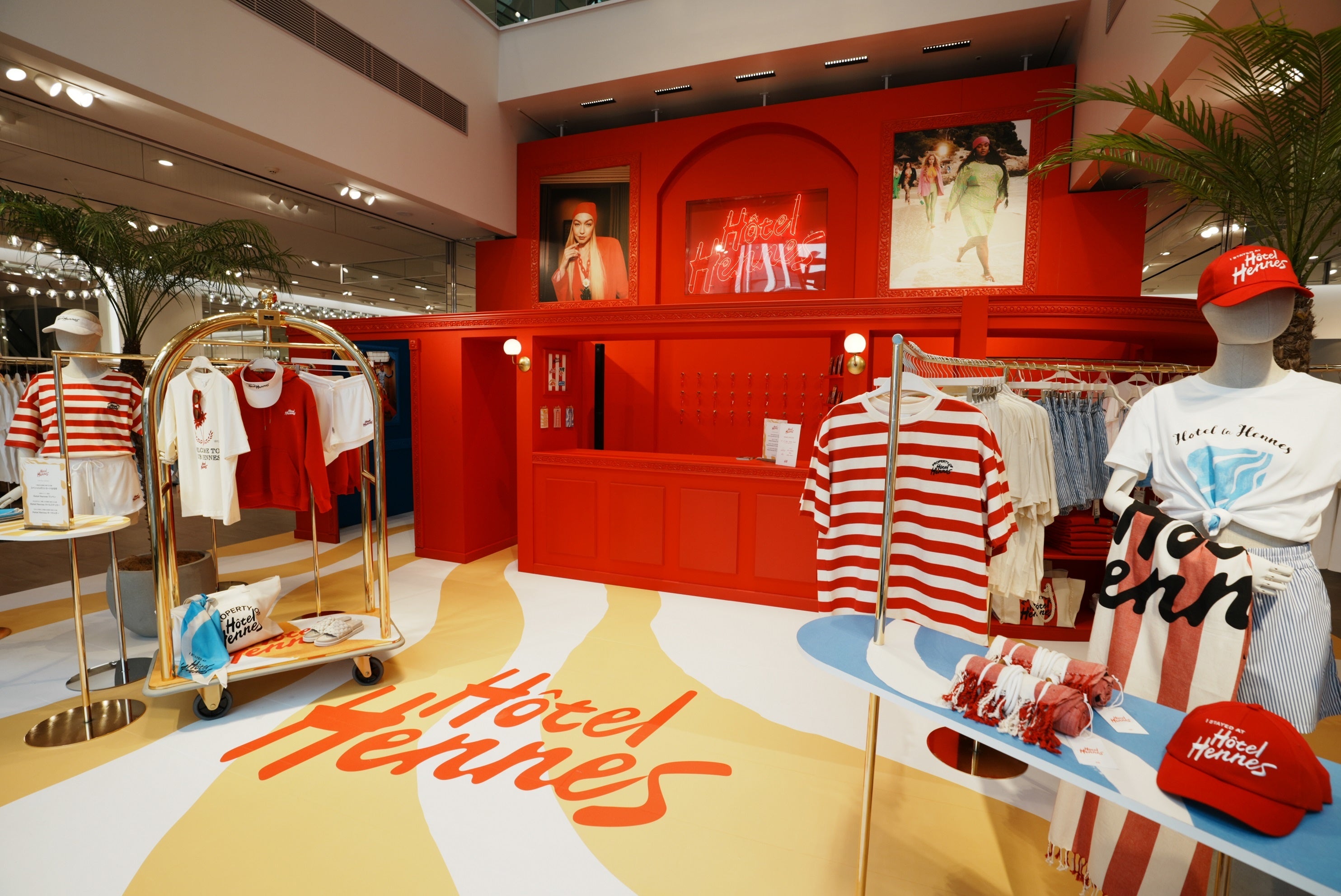 H&Mレディース キャンペーン「Hôtel Hennes」（ホテル・へネス）内観写真