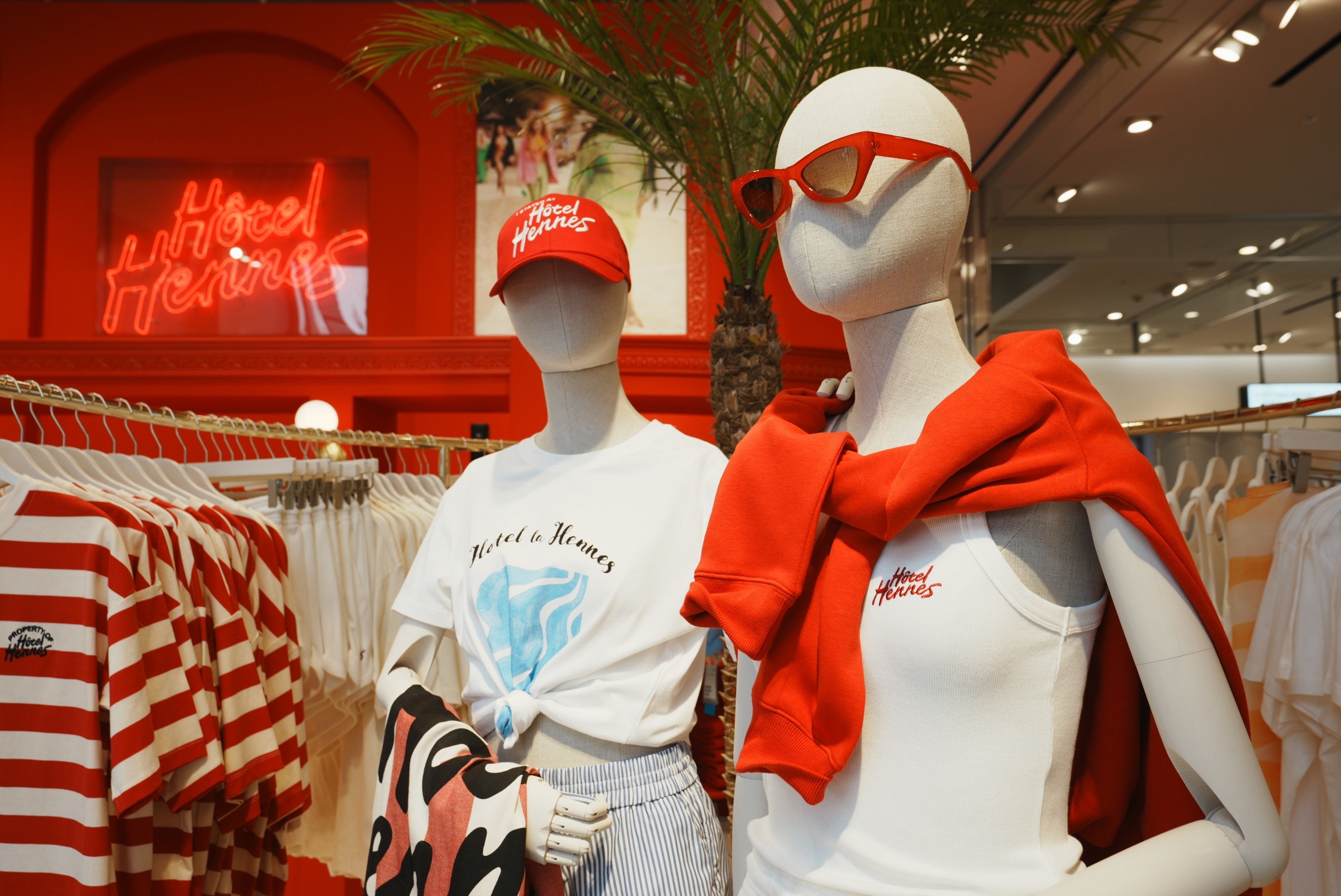 H&Mレディース キャンペーン「Hôtel Hennes」（ホテル・へネス）内観写真