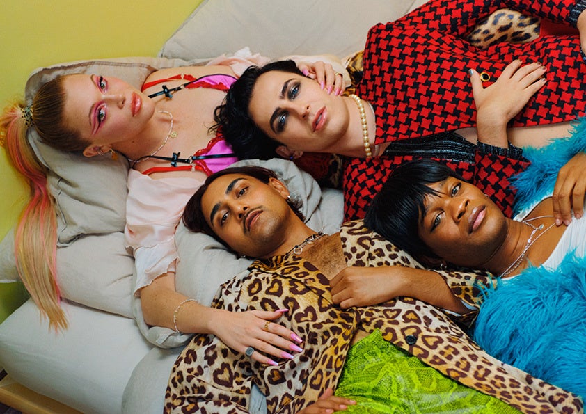 H&M 2022 LGBTQIA+ プライド キャンペーン 「My Chosen Family - 私が選んだ家族」