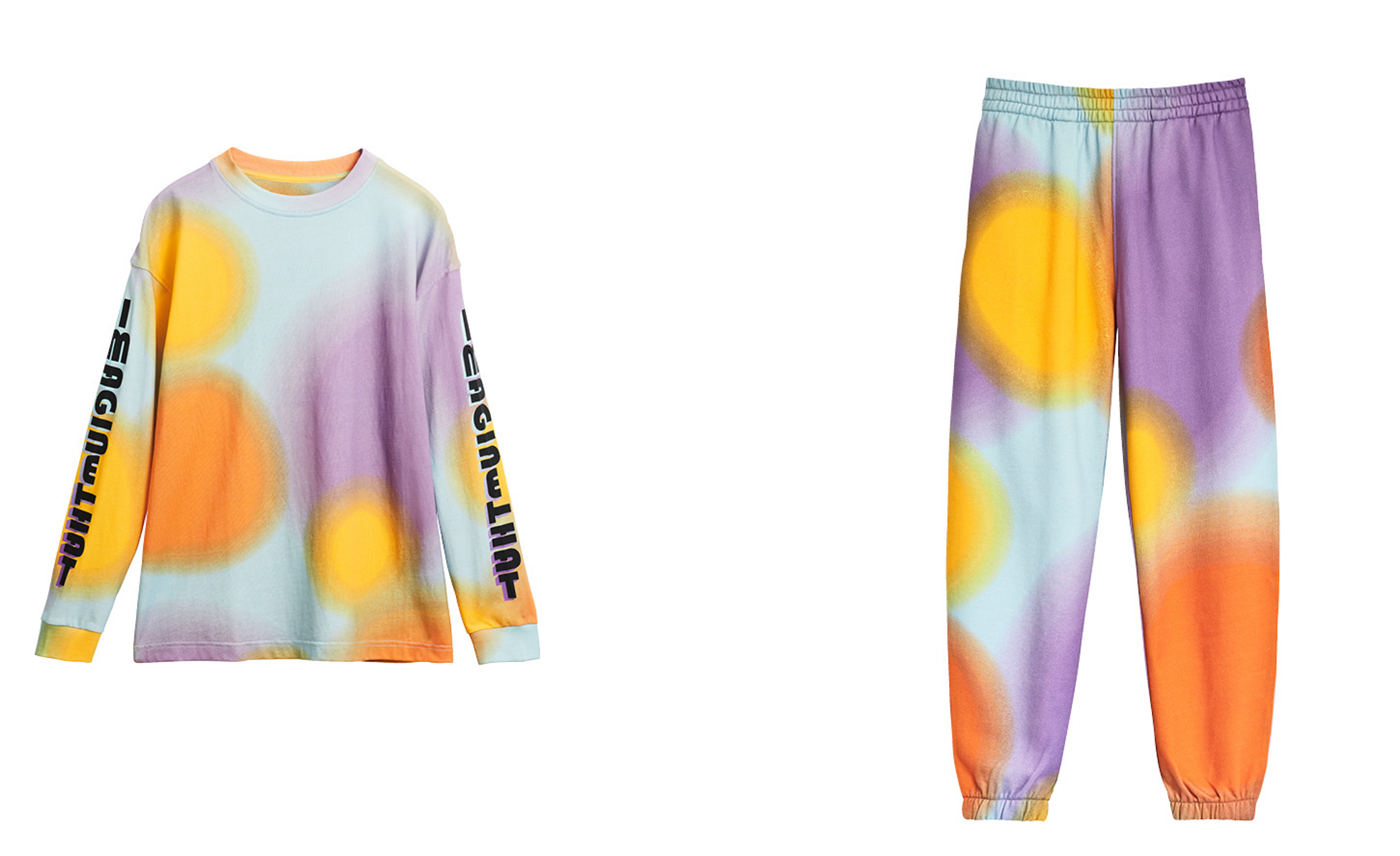 オーバーサイズジャージートップ￥2,499 ルーズフィットジョガーパンツ￥2,999