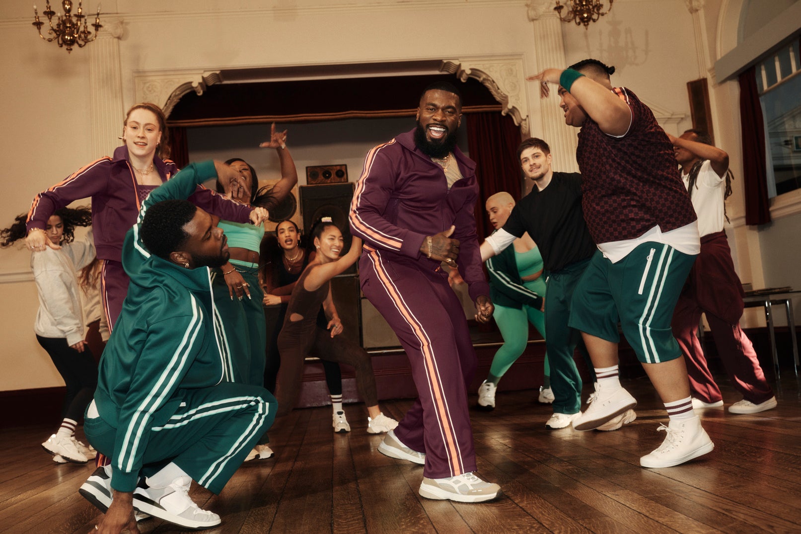 H&M Move