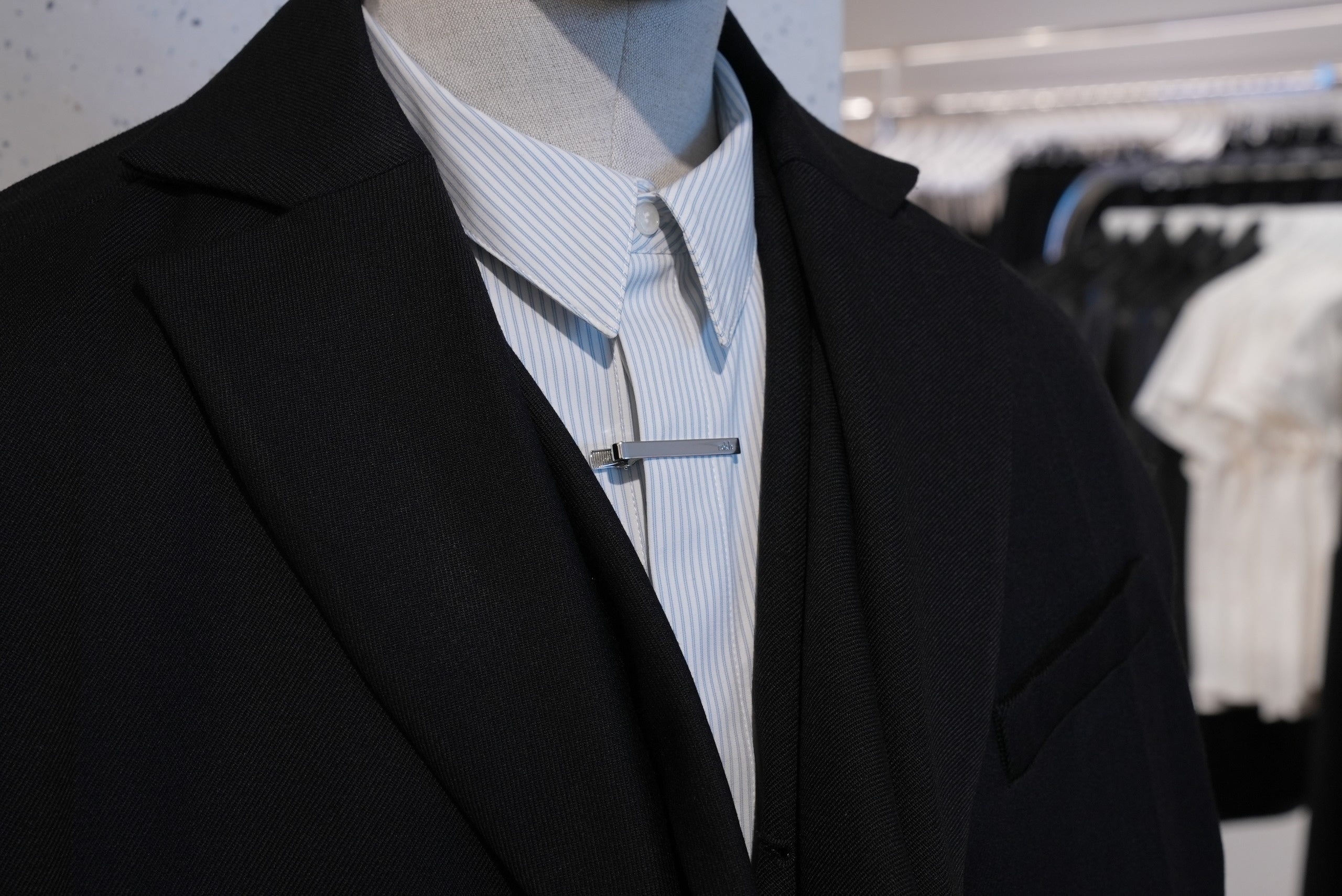 H&M 2024年 デザイナー・コラボレーション 「rokh H&M（ロク・ エイチ・アンド・エム）」