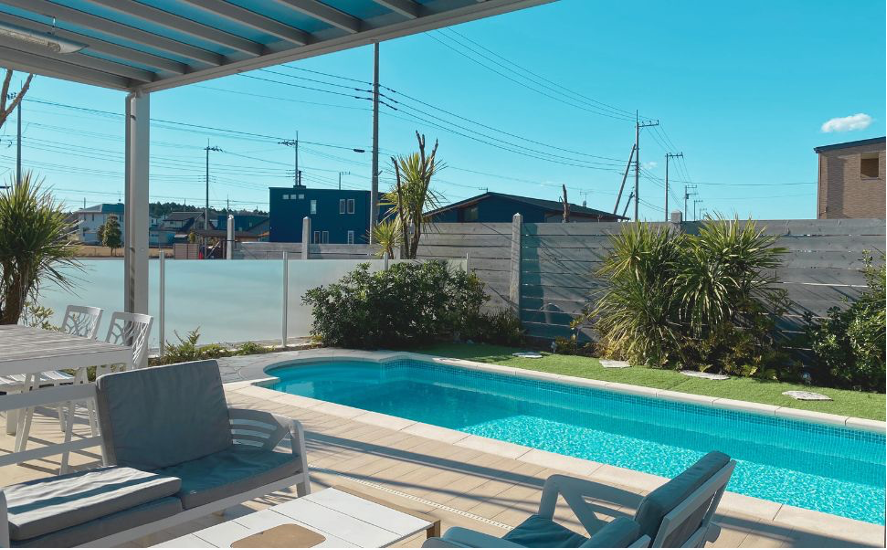 プール付きモデルハウス販売中