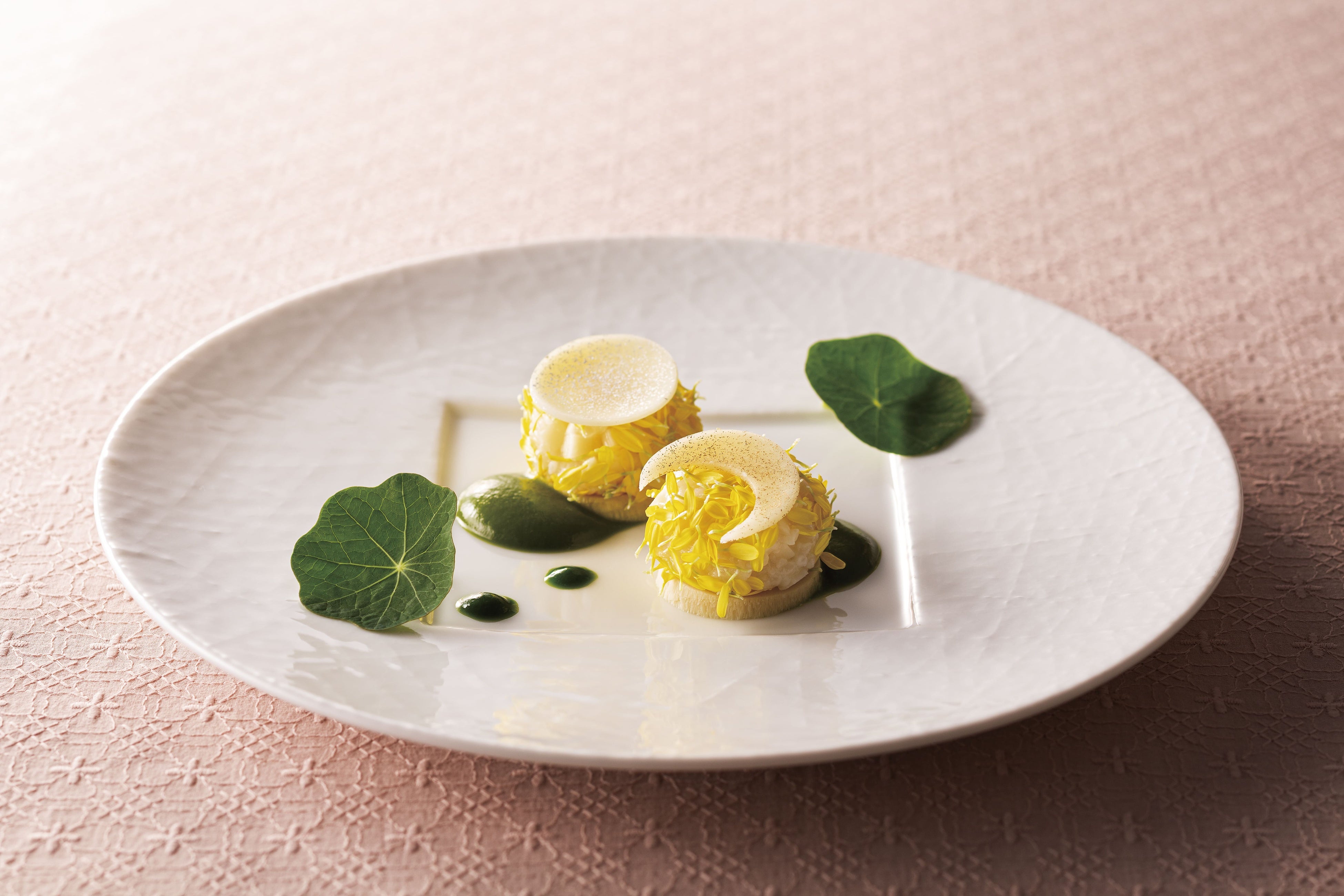 【温菜】早掘り筍とカチョカバロのリゾット　菜の花と春キャベツのソース