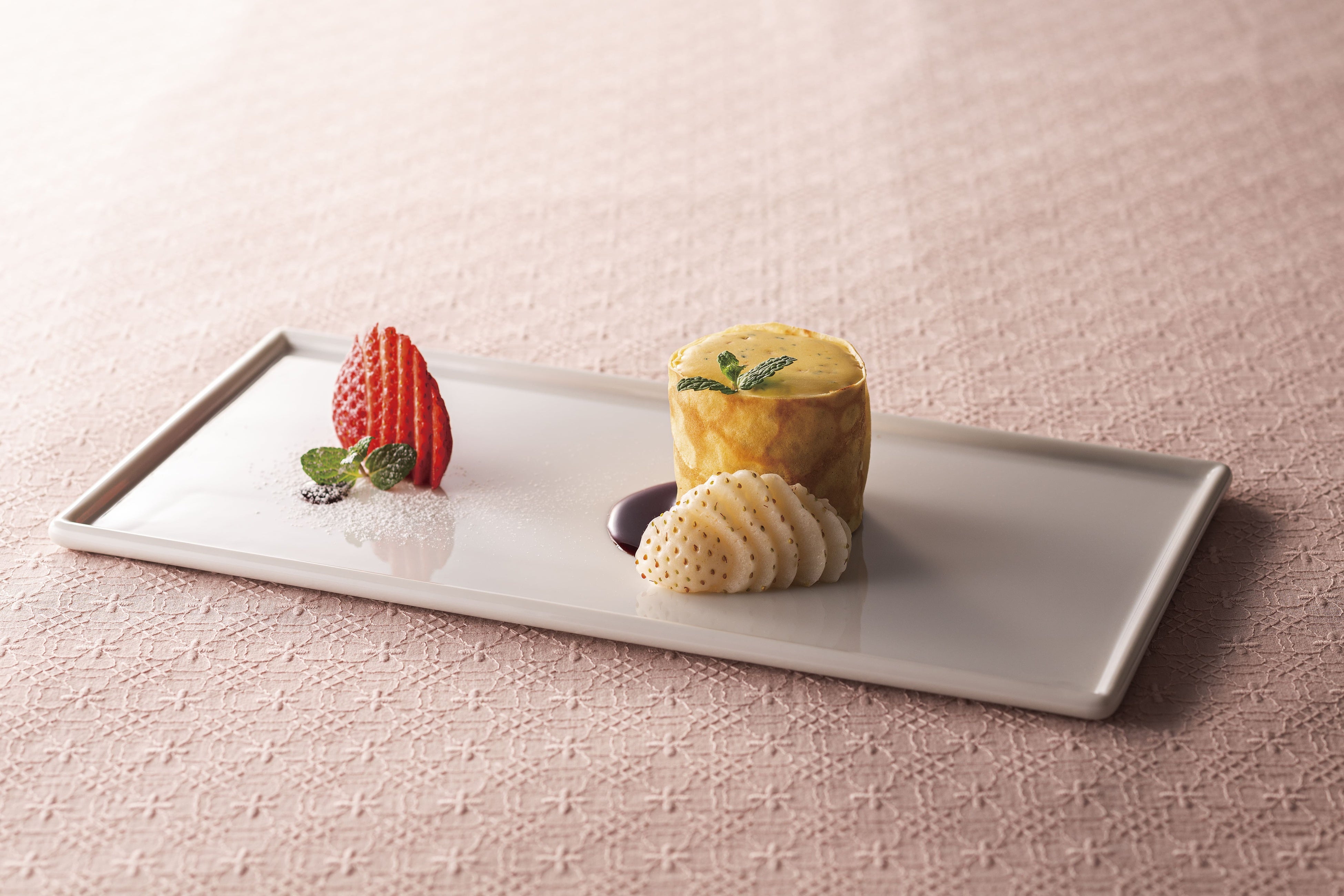 【メイン】仔牛のオーモニエール　カシスのソース