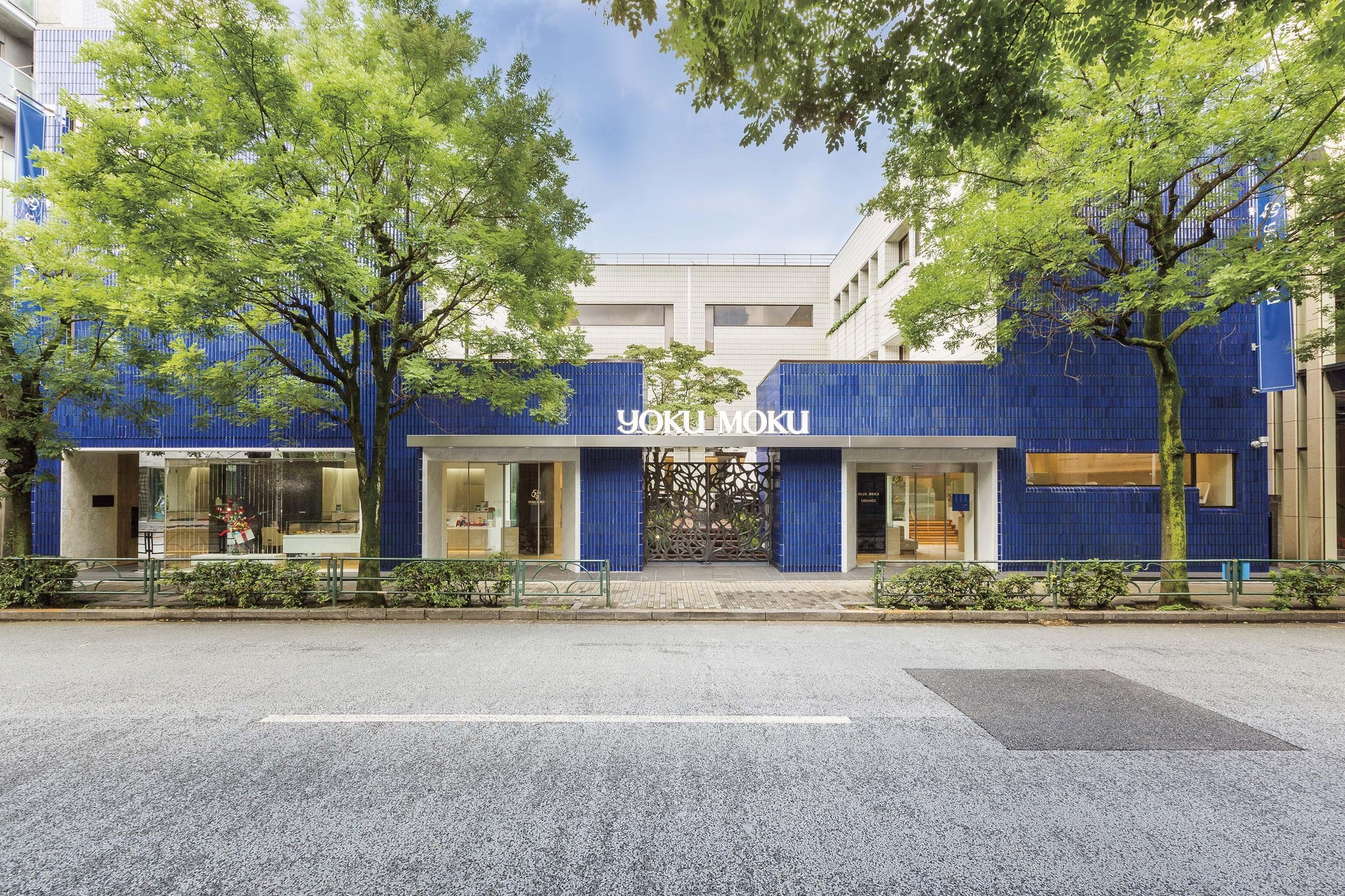 ヨックモック 青山本店