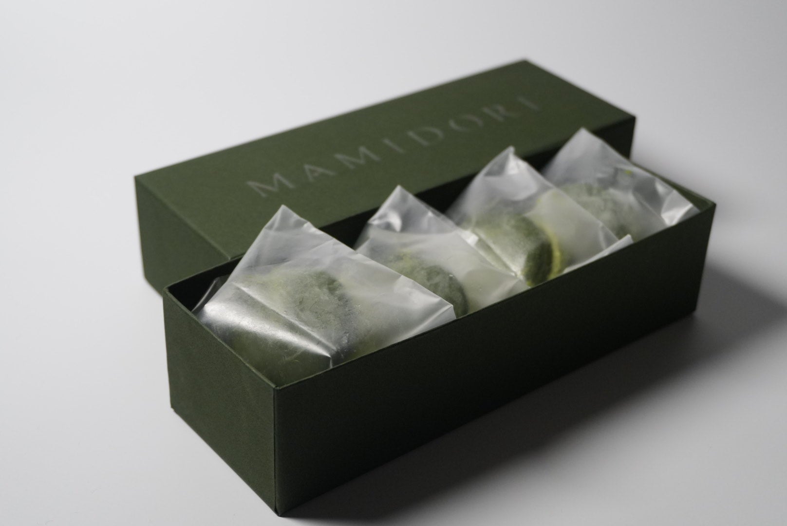 冬季限定抹茶マカロン】12秒に1個売れた大人気お取り寄せスイーツ