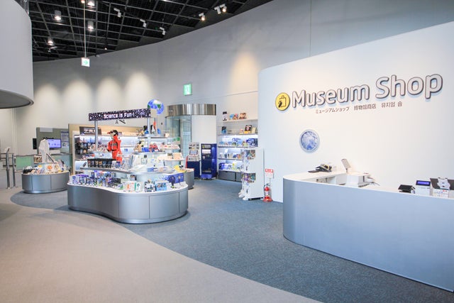 大阪市立科学館 新ミュージアムショップ 店内