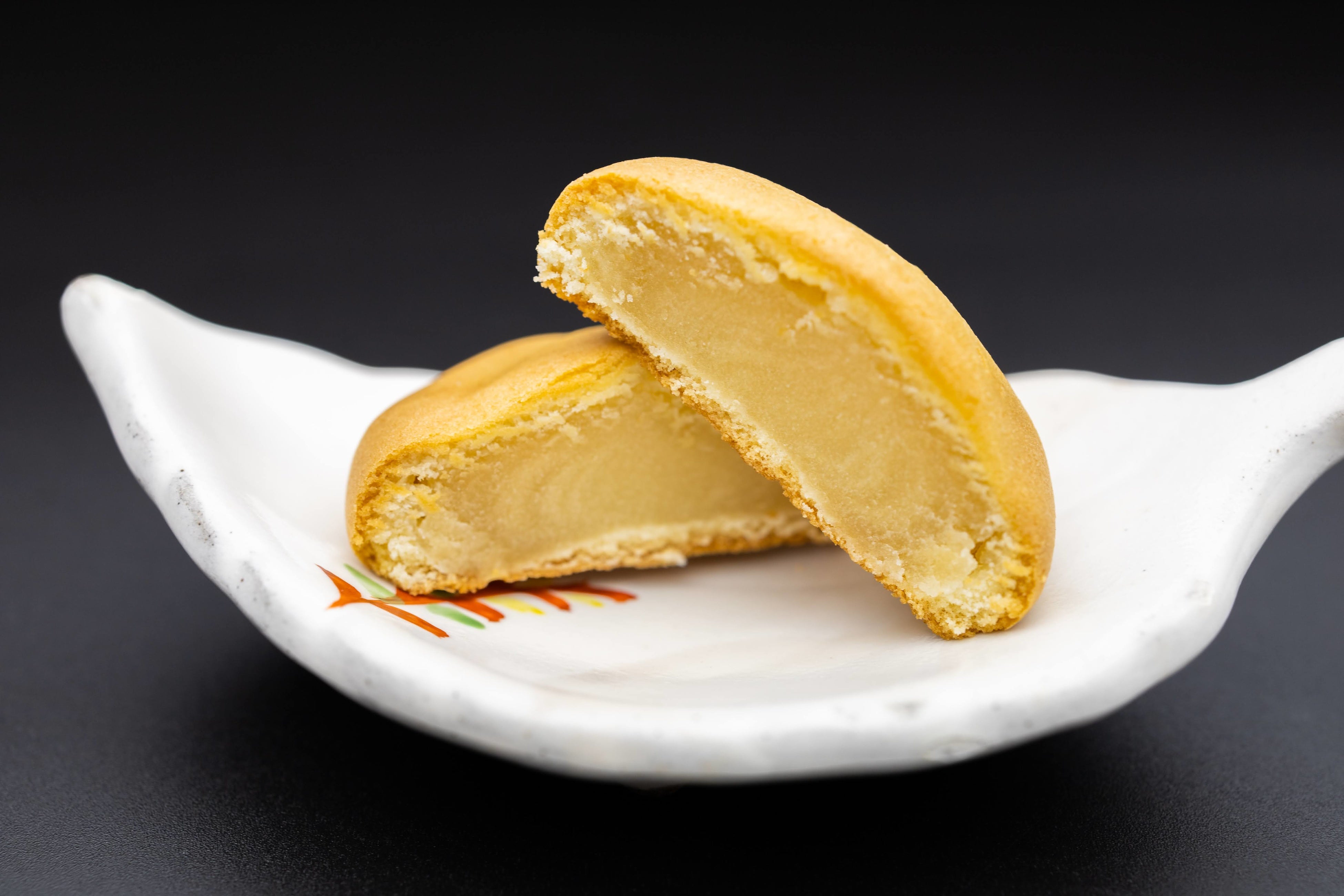 しっとり口どけが特長の「ぎゅう～っとみくる」　「饅」