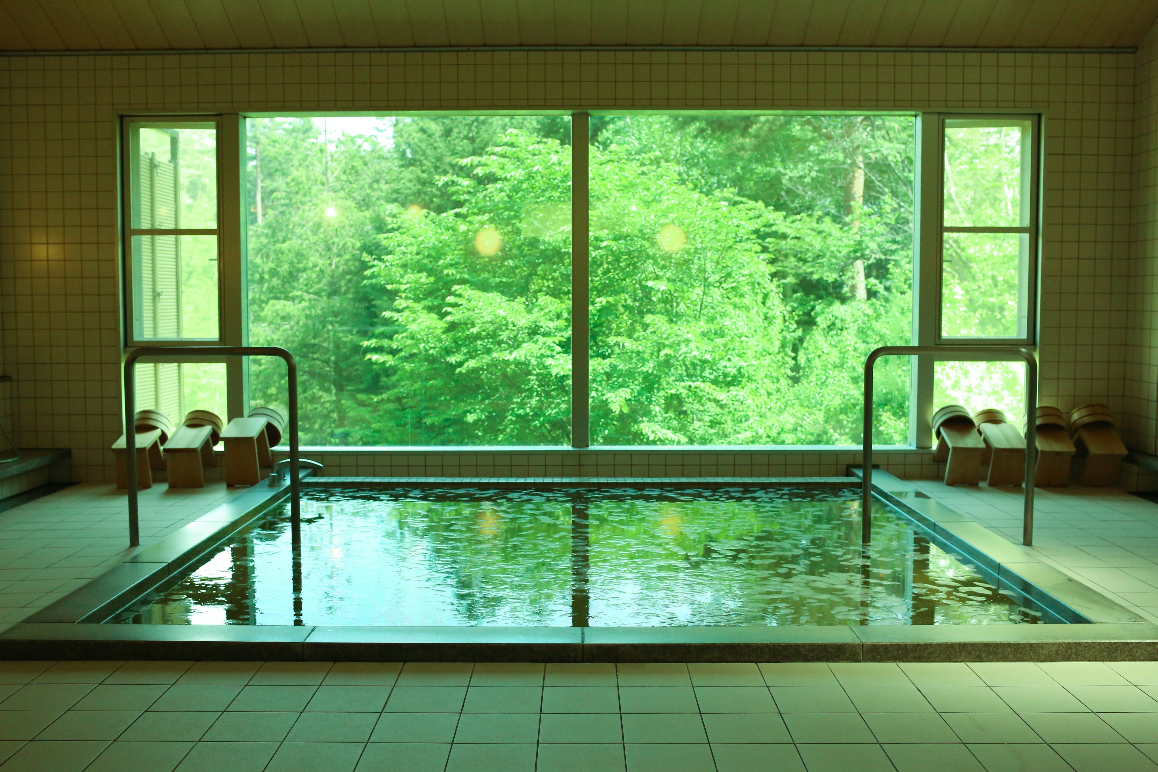 「華密恋の湯」は八寿恵荘の自慢のひとつ