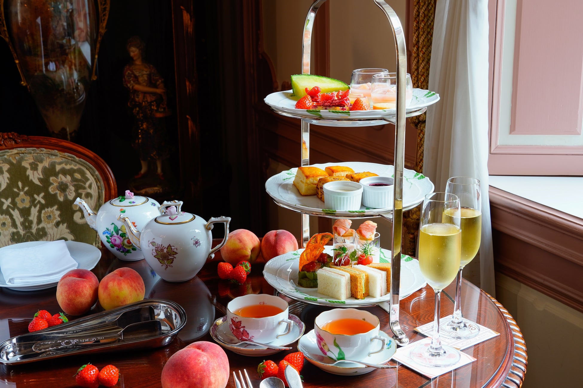 長楽館サマーフルーツアフタヌーンティー第2弾「桃&ベリー」、京都の洋館のドローイングルームにて2023年7月15日(土)より提供開始 ...