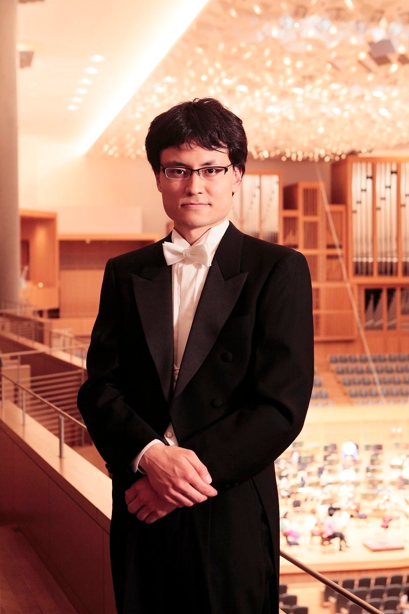 ピアニスト佐竹 裕介