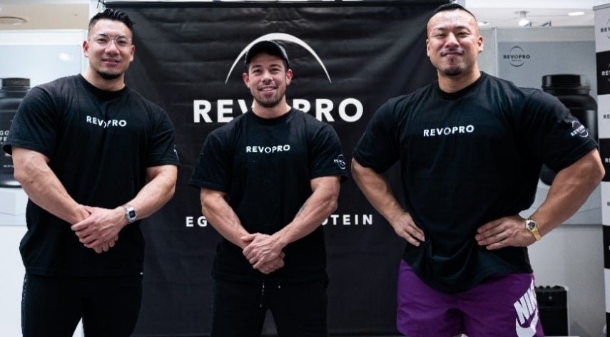 REVOPROアスリート 左から 竹本直人選手　金子 駿 選手　関根丈二選手