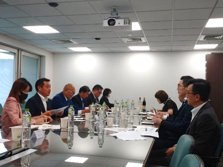 エバー航空 台北本社でのセールス