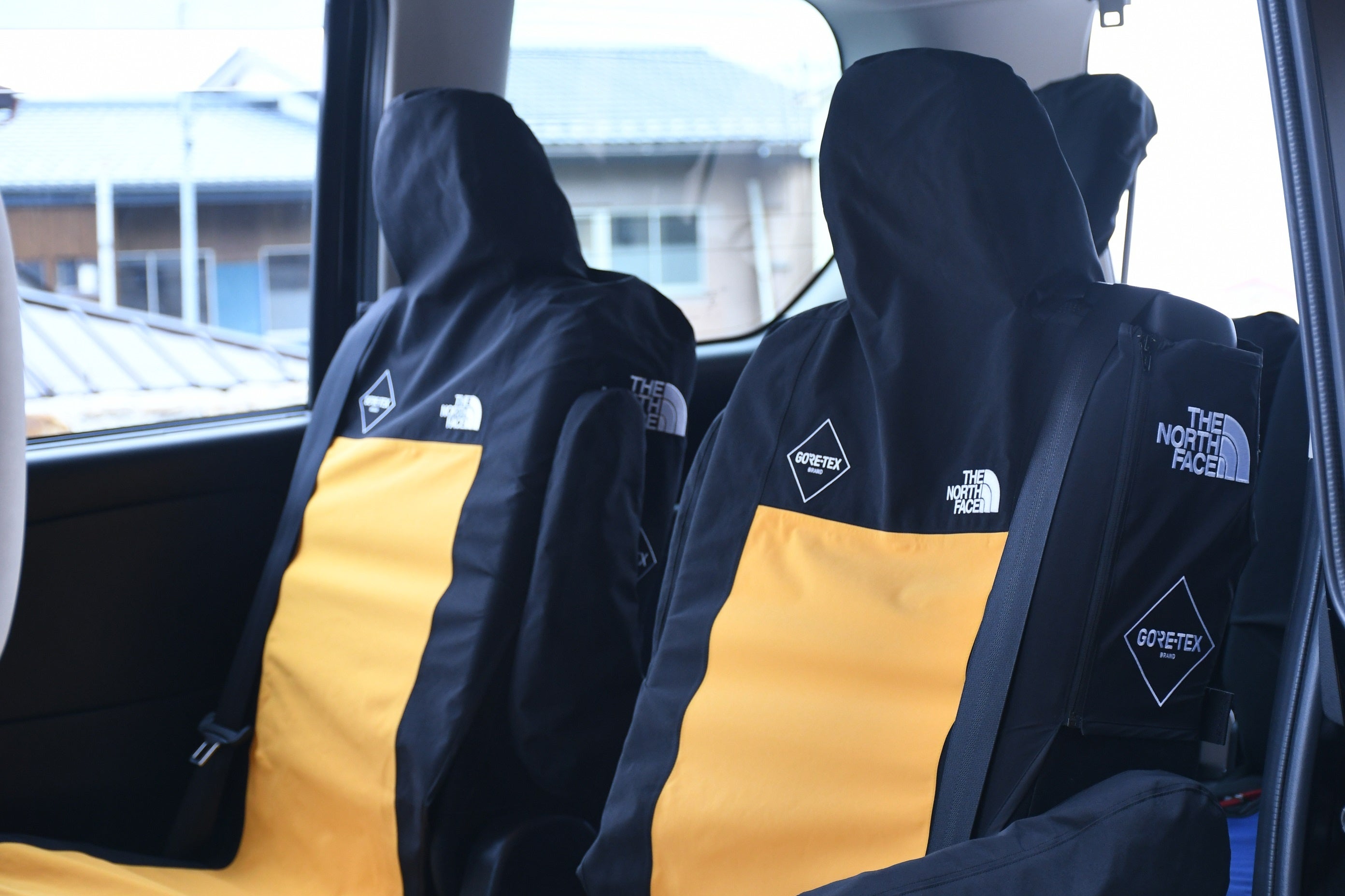 MOUNTAIN TAXI特別仕様のシート