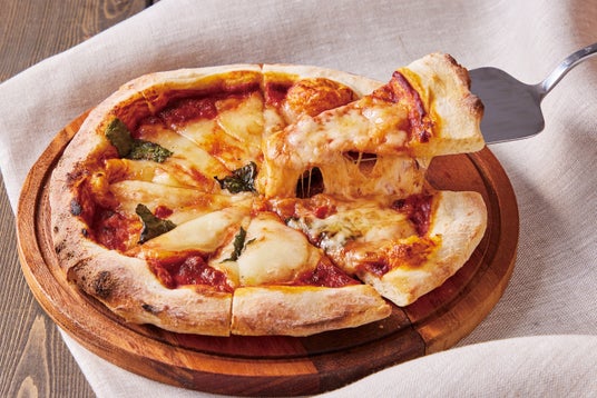 国産素材にこだわったマルゲリータピザが、プライベートブランド自然派Styleから新登場!国産小麦を使用したもっちりとした生地をお愉しみください♪ 国産素材にこだわったマルゲリータピザが、プライベートブランド自然派Styleから新登場!国産小麦を使用したもっちりとした生地をお愉しみください♪