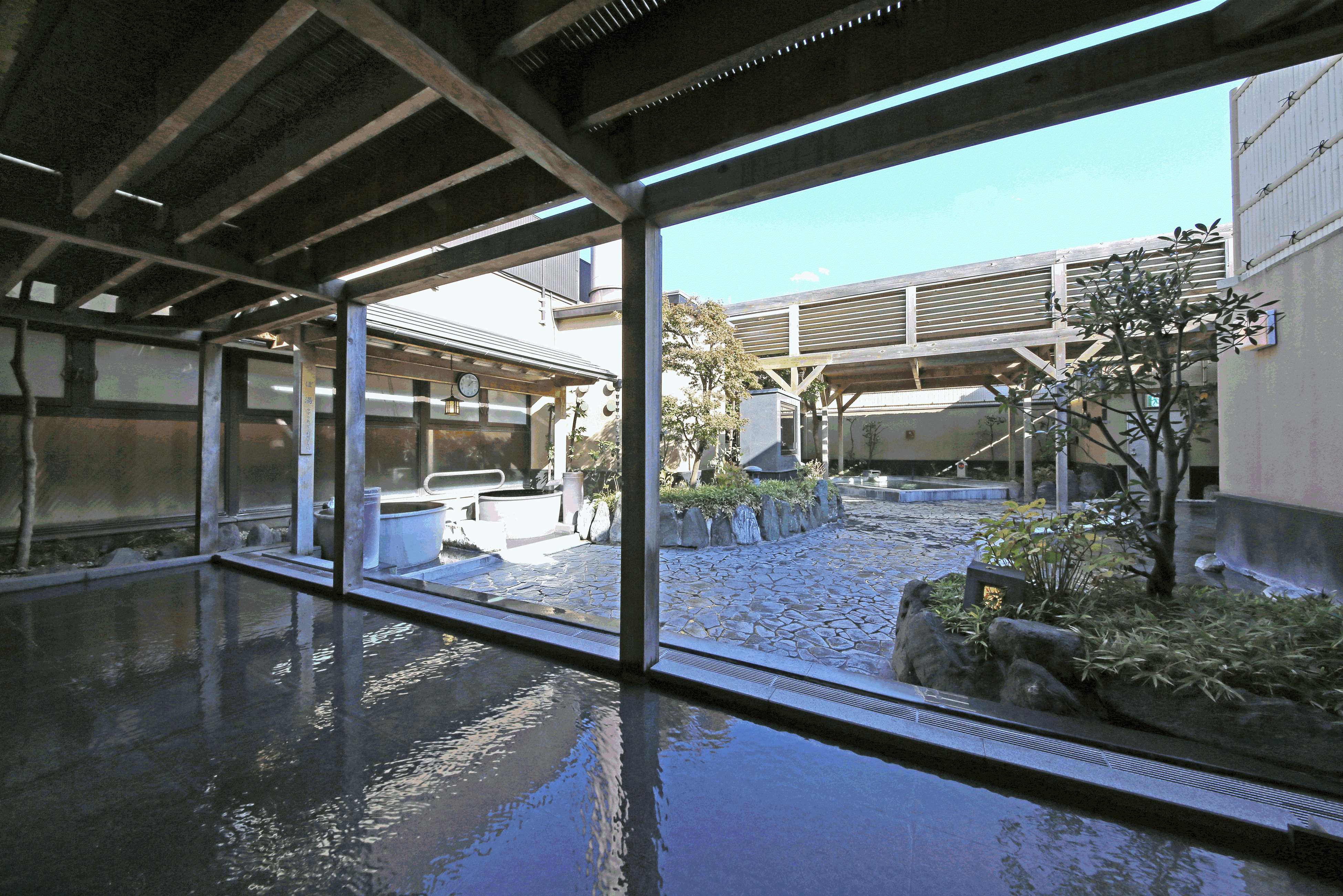 大人気の露天風呂