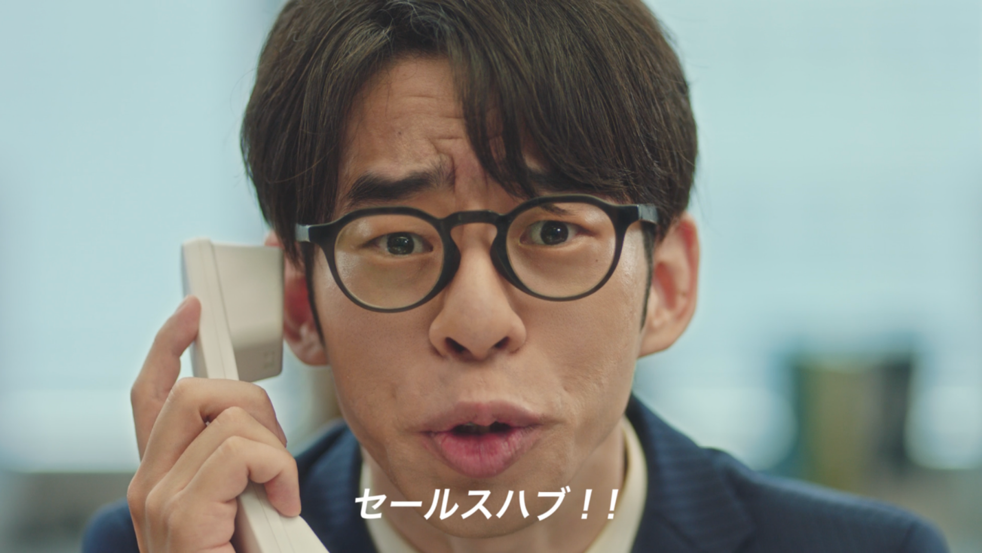 デヴィ夫人の突然のアドバイスに驚く営業チーム