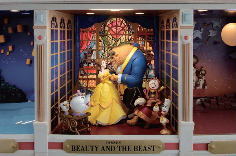 美品⭐ディズニーマジカルシアター ディズニー映画の名シーンを、上質なミニチュアで。『ディズニー