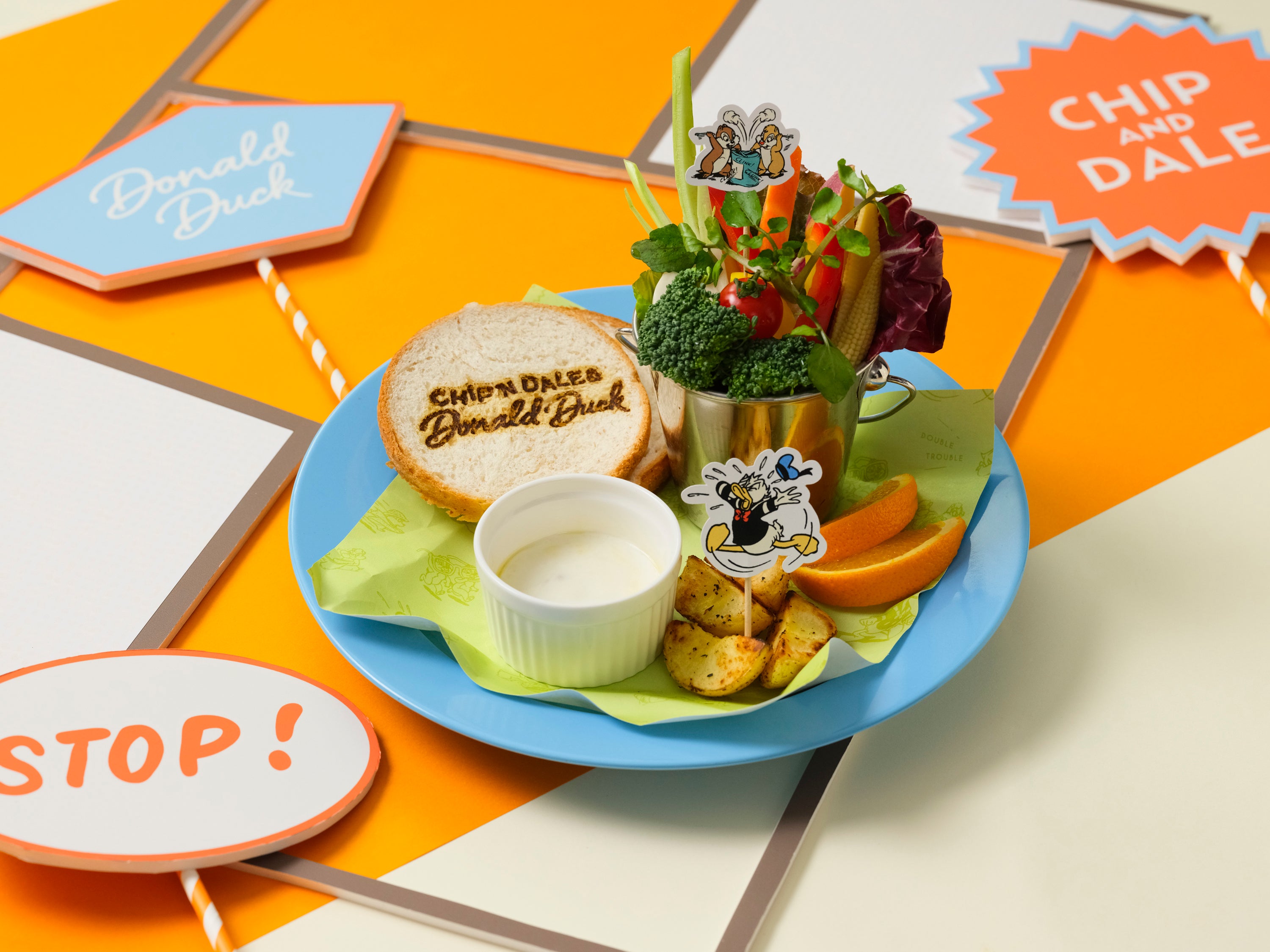 パリパリ、ポリポリ！バーニャカウダープレート