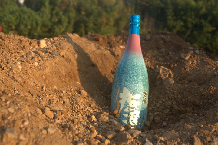 20周年記念の限定品! 全国有数の焼酎産地の芋焼酎「撫磨杜」が鹿児島県出水市のふるさと納税返礼品に登場 | LR株式会社のプレスリリース