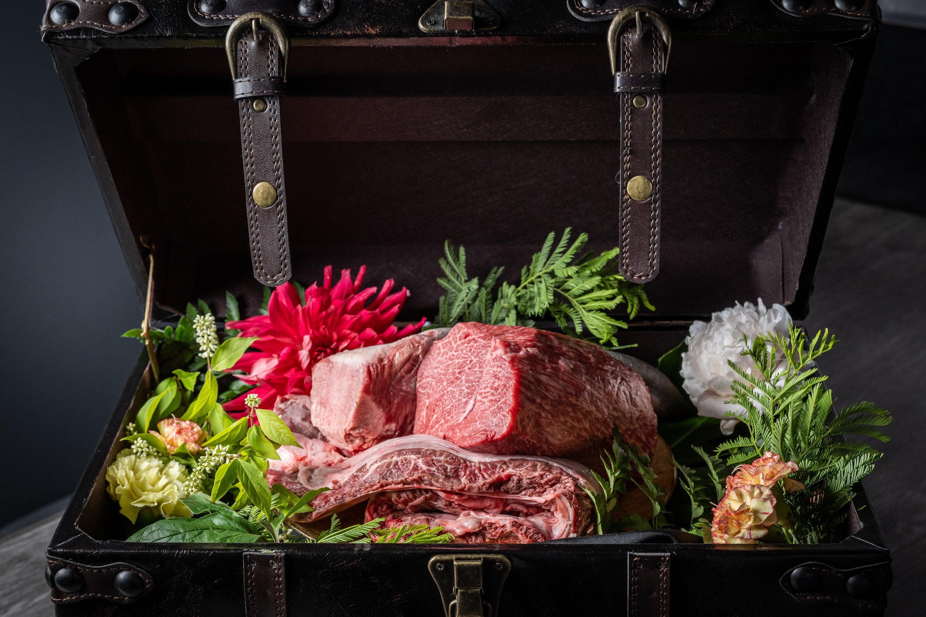 数々の人気焼肉店をプロデュースしてきた焼肉のプロが料理長を