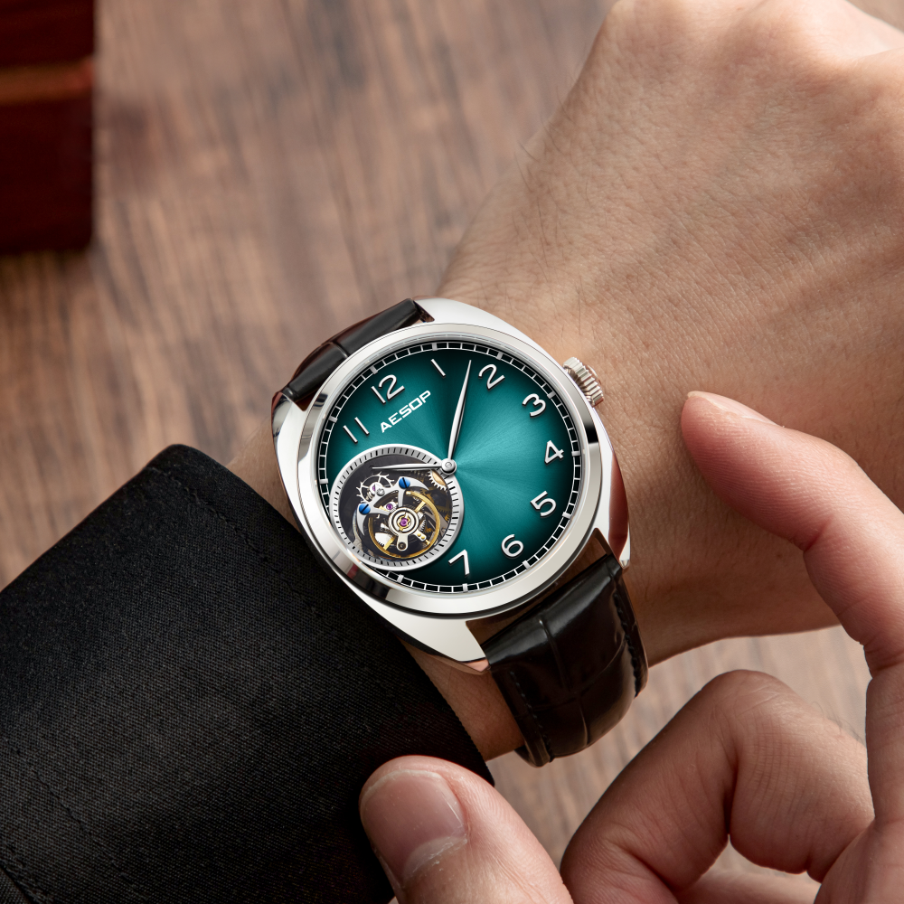 時計愛好家必見！Aesopのトゥールビヨン腕時計が遂に日本語