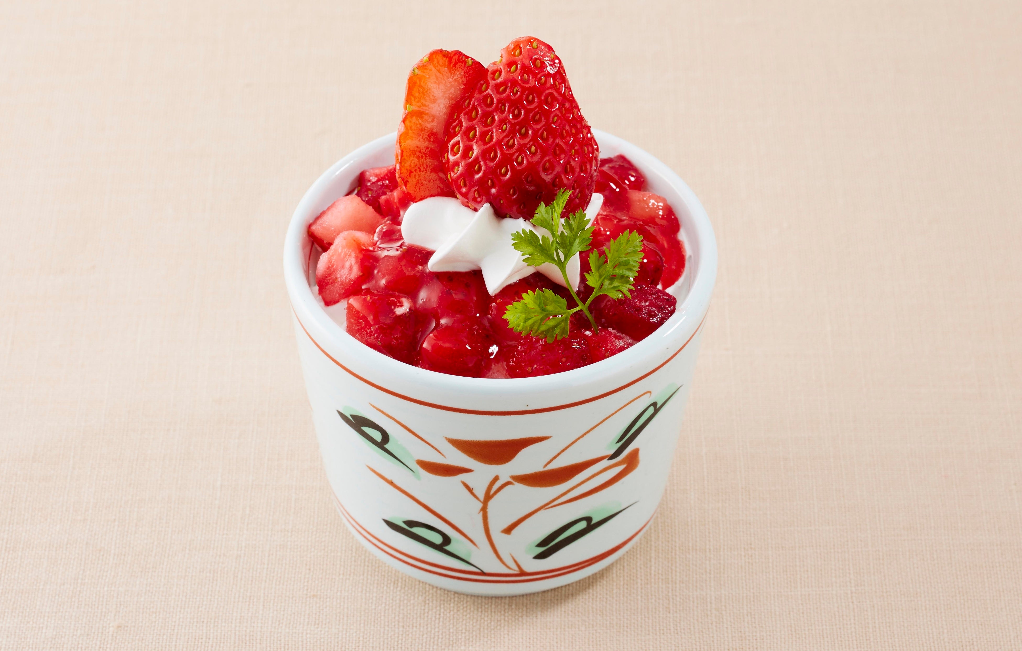 いちごいちごドルチェ ４９９円(税込５４８円)