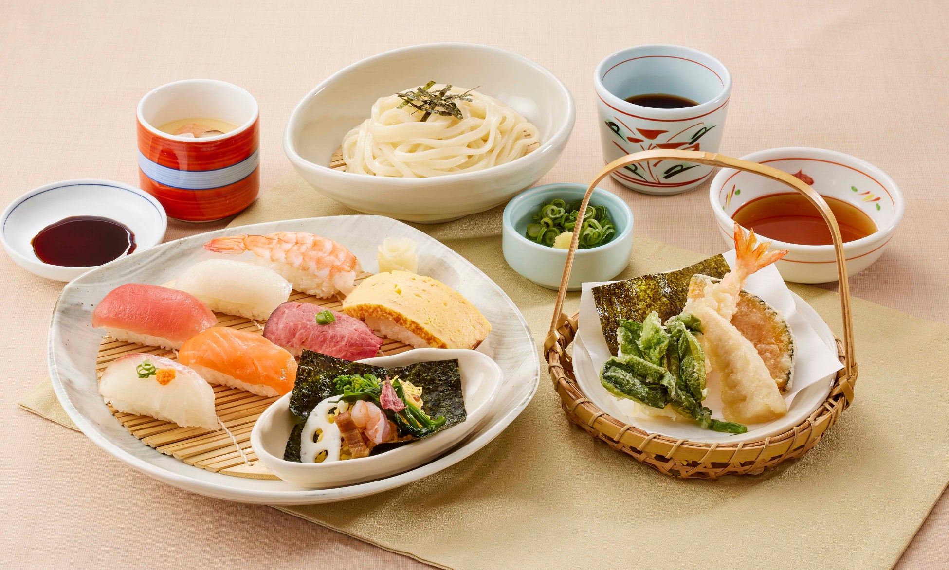 季節のすし和膳 春 1,499円(税込1,648円)