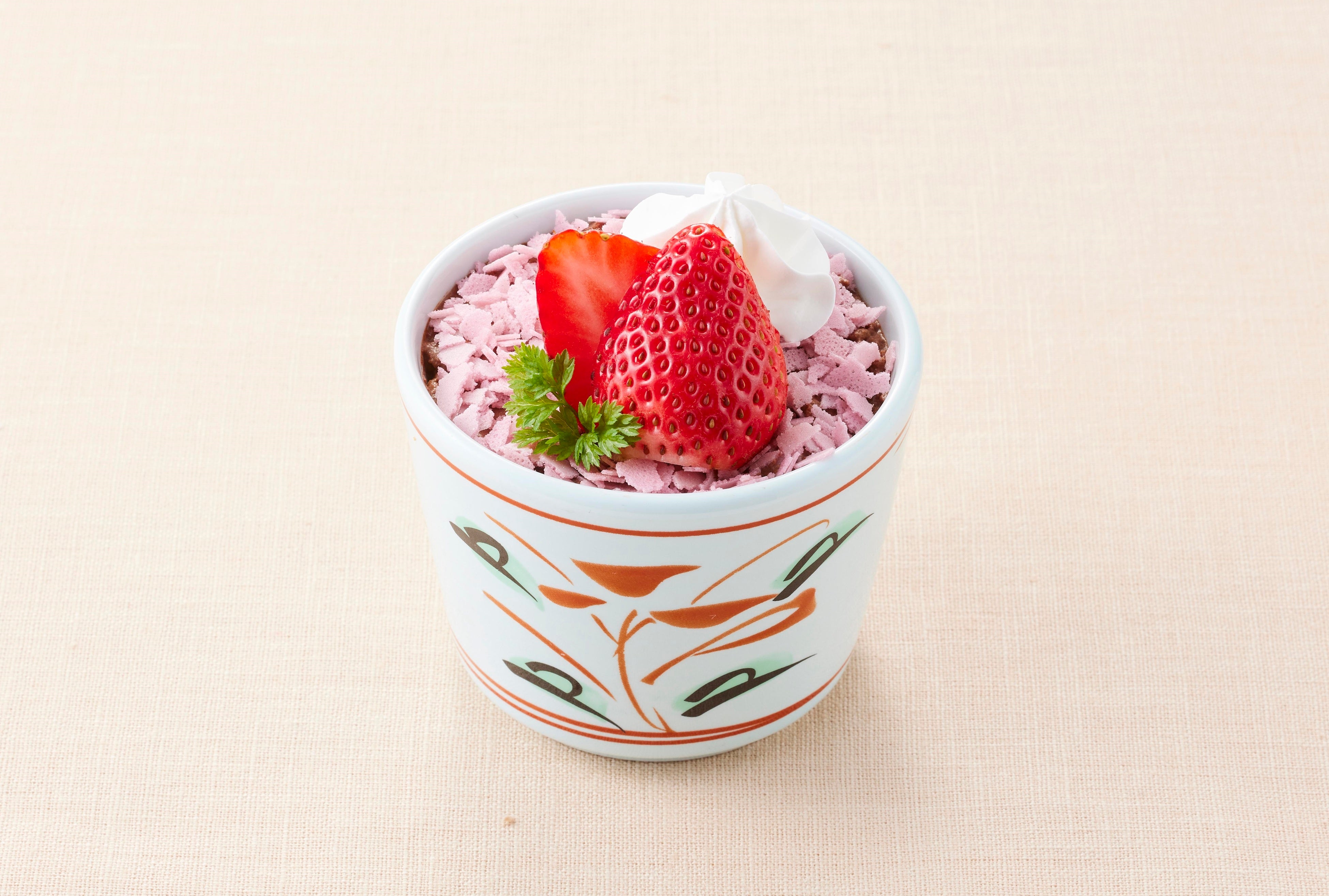 いちごのドルチェ ４９９円(税込５４８円)