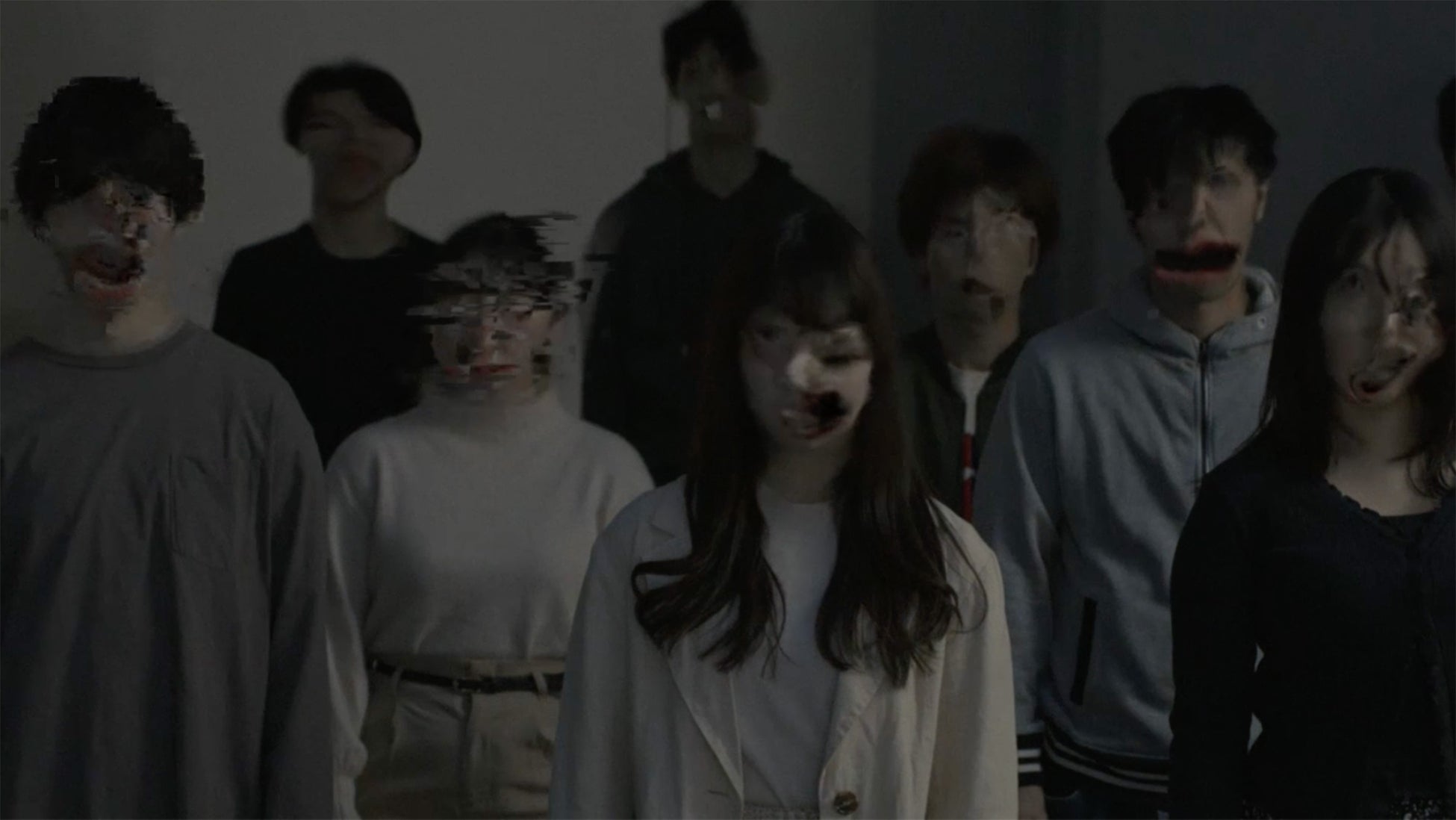 1話「視線」場面写真