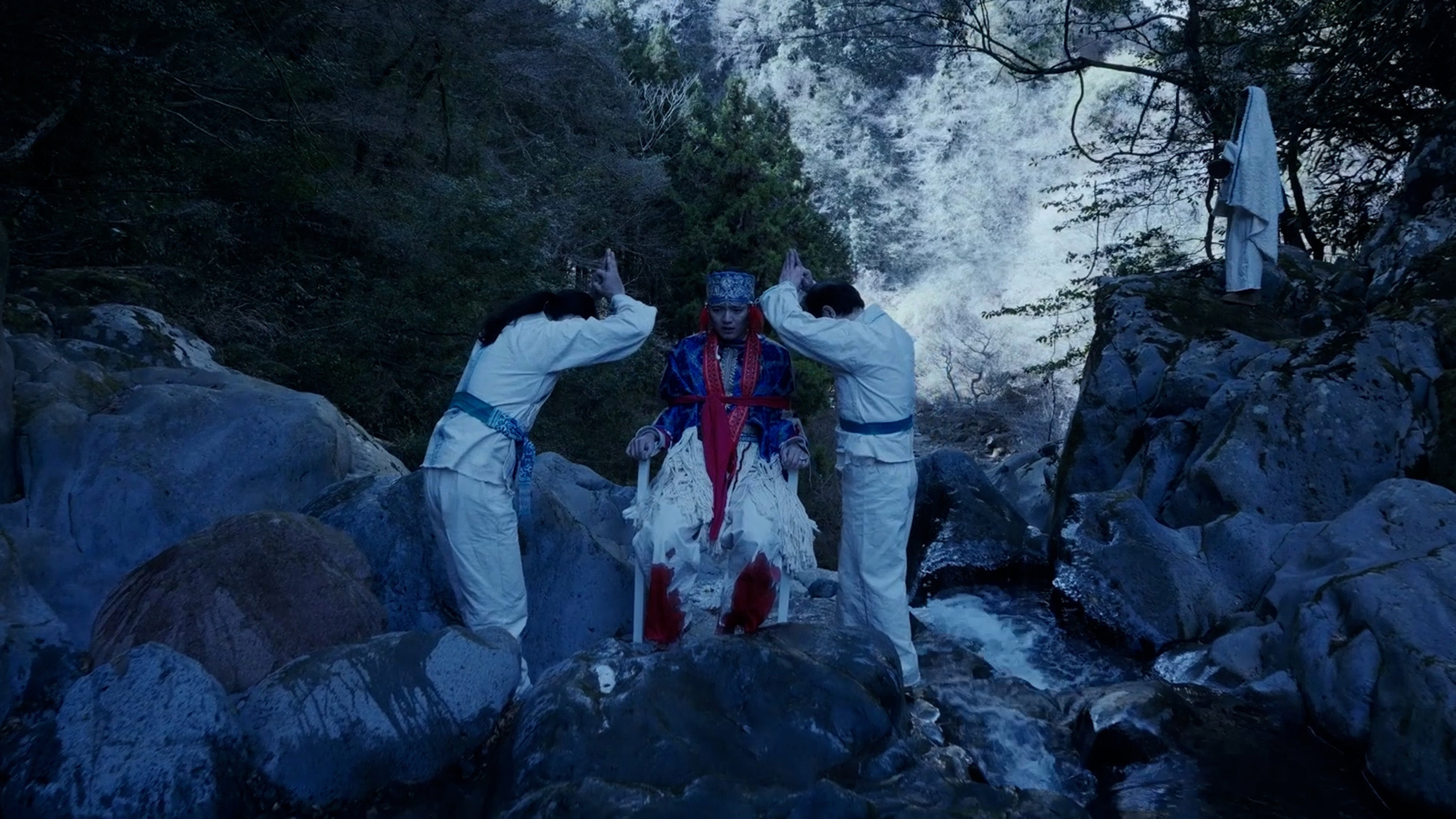 2話「オンタキサン」場面写真①