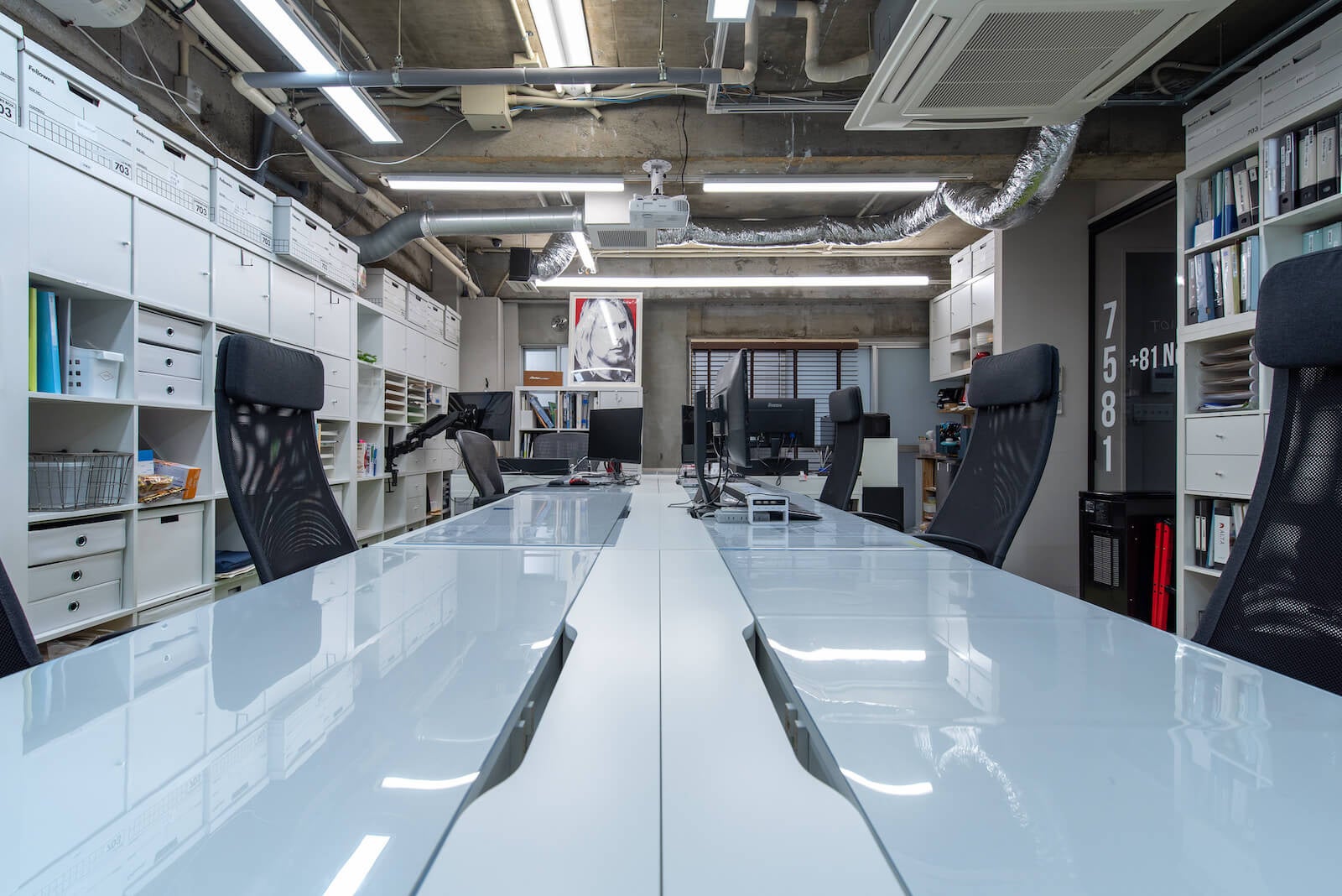 名古屋本社 社内