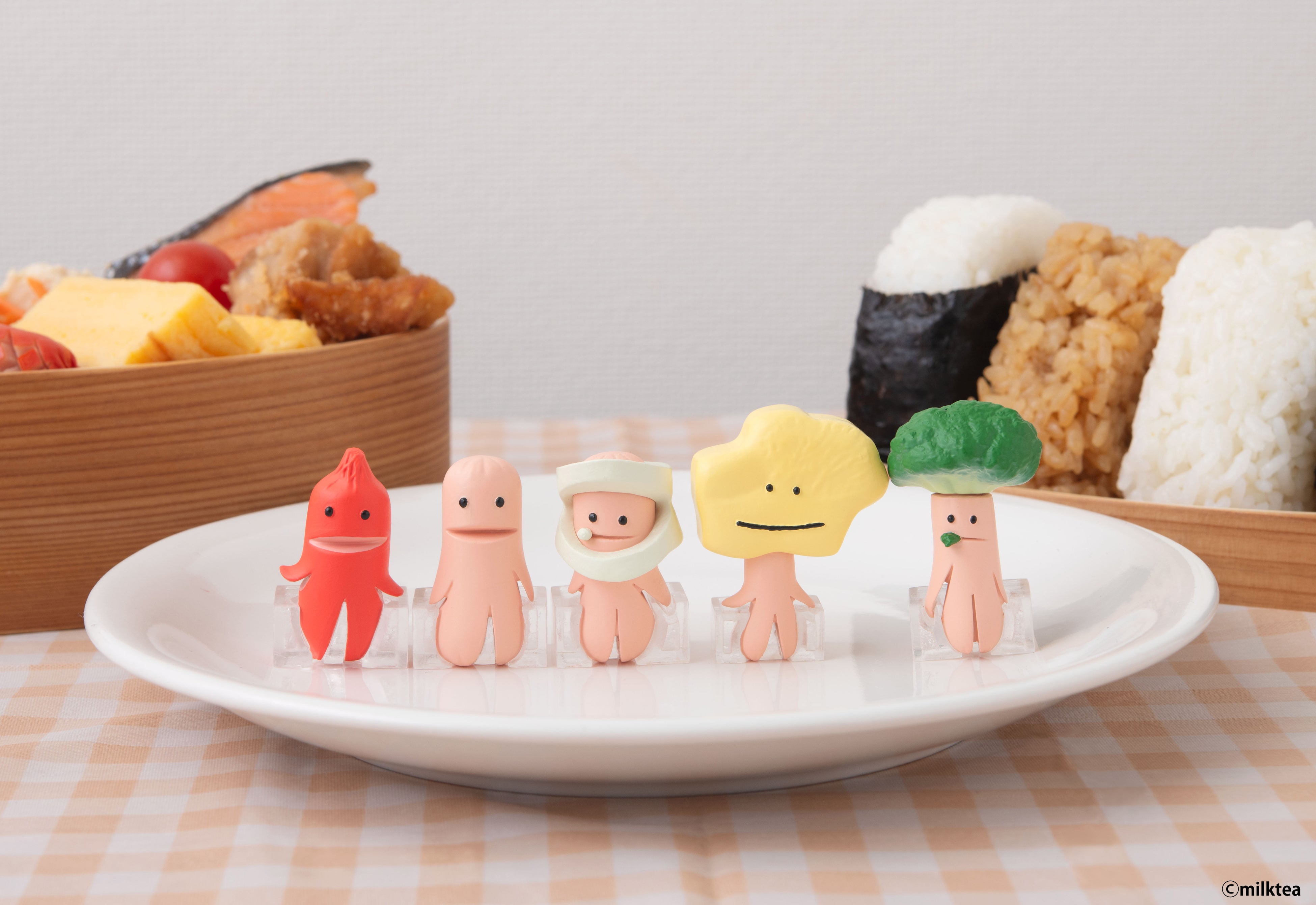 『ならぶんです。 ウインナー星人』（1回300 円・税10％込、全5種） 2024年4月第1週より順次発売