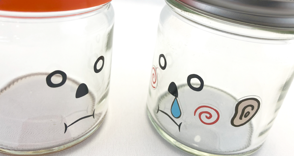 グラフィックデザイン学科学生のデザインによる商品化も進む